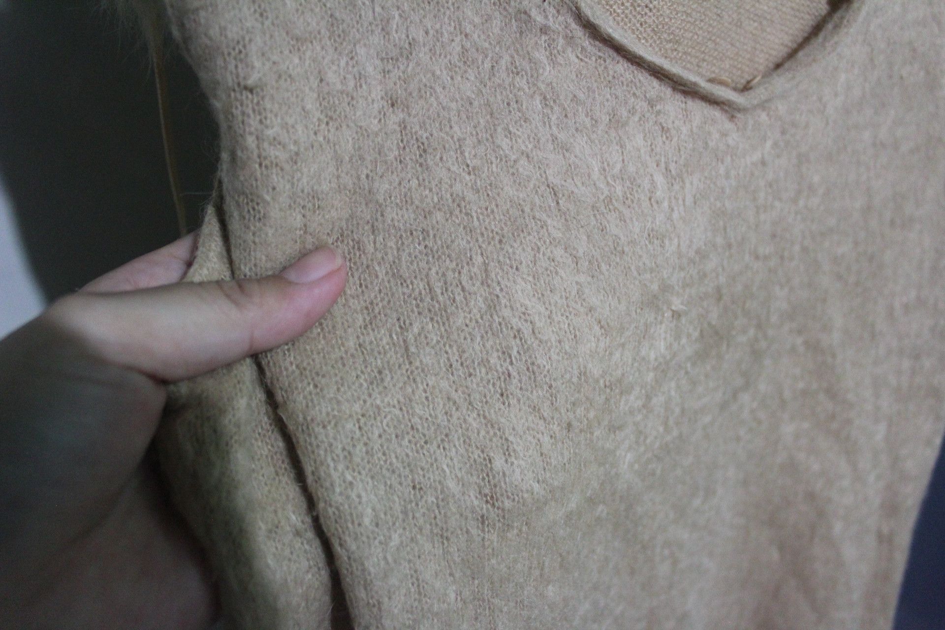 Burberry Burberry Blue Label Japan Line (rare/vintage) Knit Fur Size M / US 6-8 / IT 42-44 - 4 Thumbnail