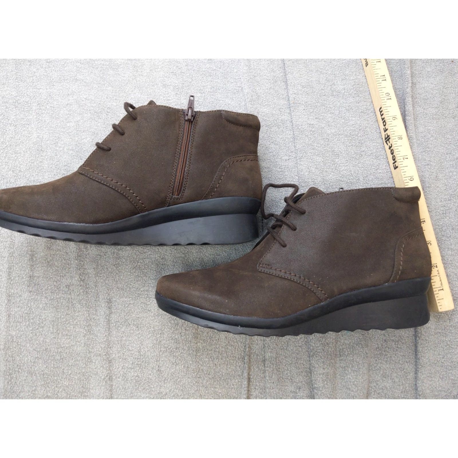 Clarks Clarks Caddell Hop Womens Boots Chukka Ankle Zip Brown Faux Suede 11W Casual Fall Womens Boots Size US 11 / IT 41 - 2 Thumbnail