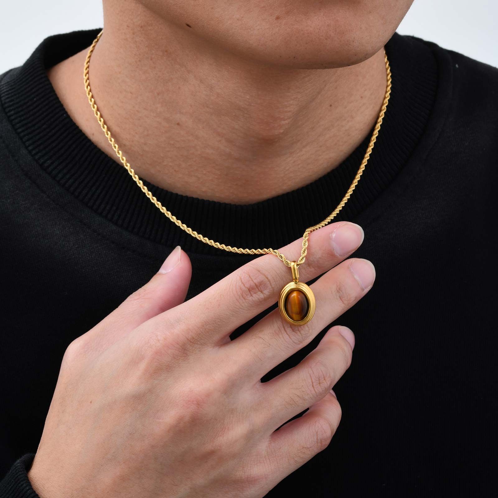 Jewelry Classic Style Geometric Necklace Size ONE SIZE - 8 Thumbnail