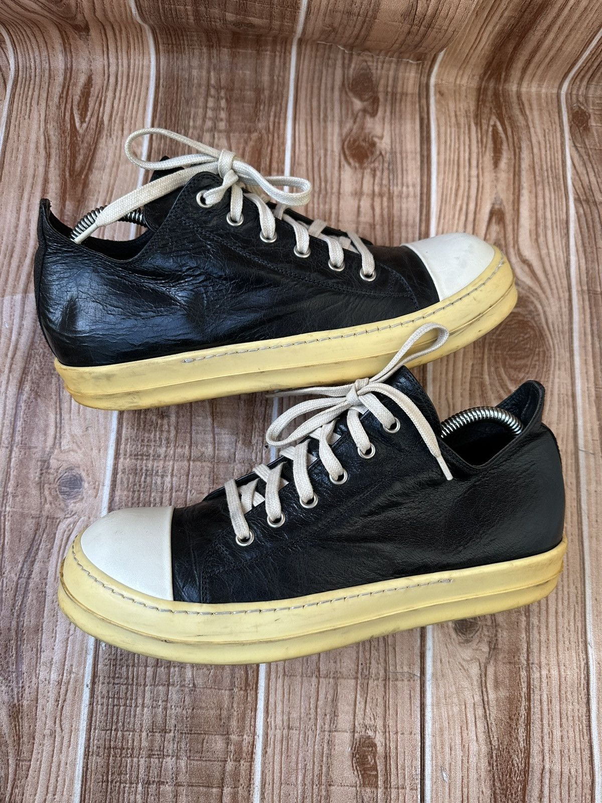 Rick Owens Rick Owens Ramones Mainline Distressed Black Leather Lowtops Size US 8.5 / EU 41-42 - 10 Thumbnail
