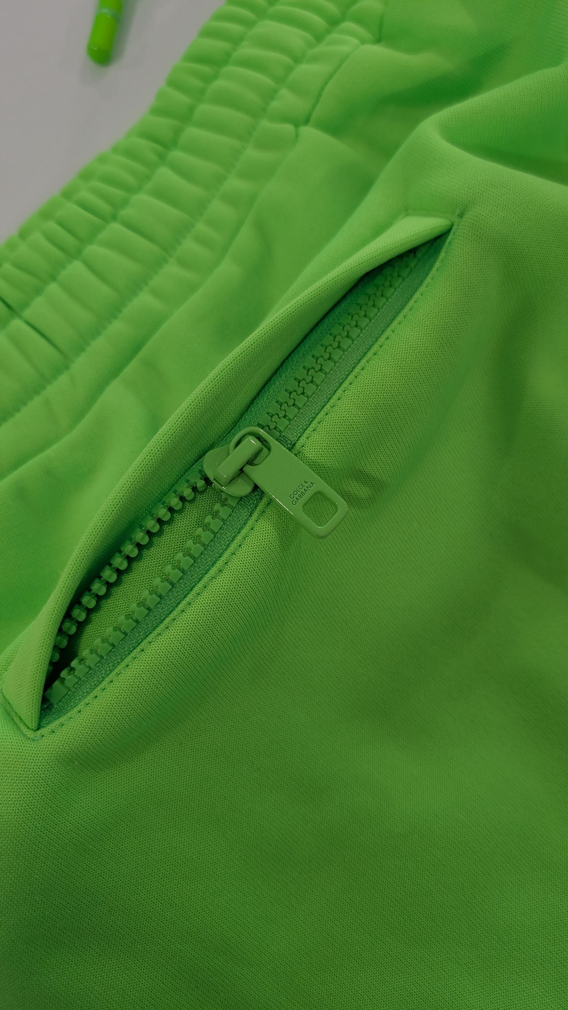 Dolce & Gabbana DOLCE & GABBANA Neon Green Cargo Jogger Pants Size US 40 / EU 56 - 3 Thumbnail