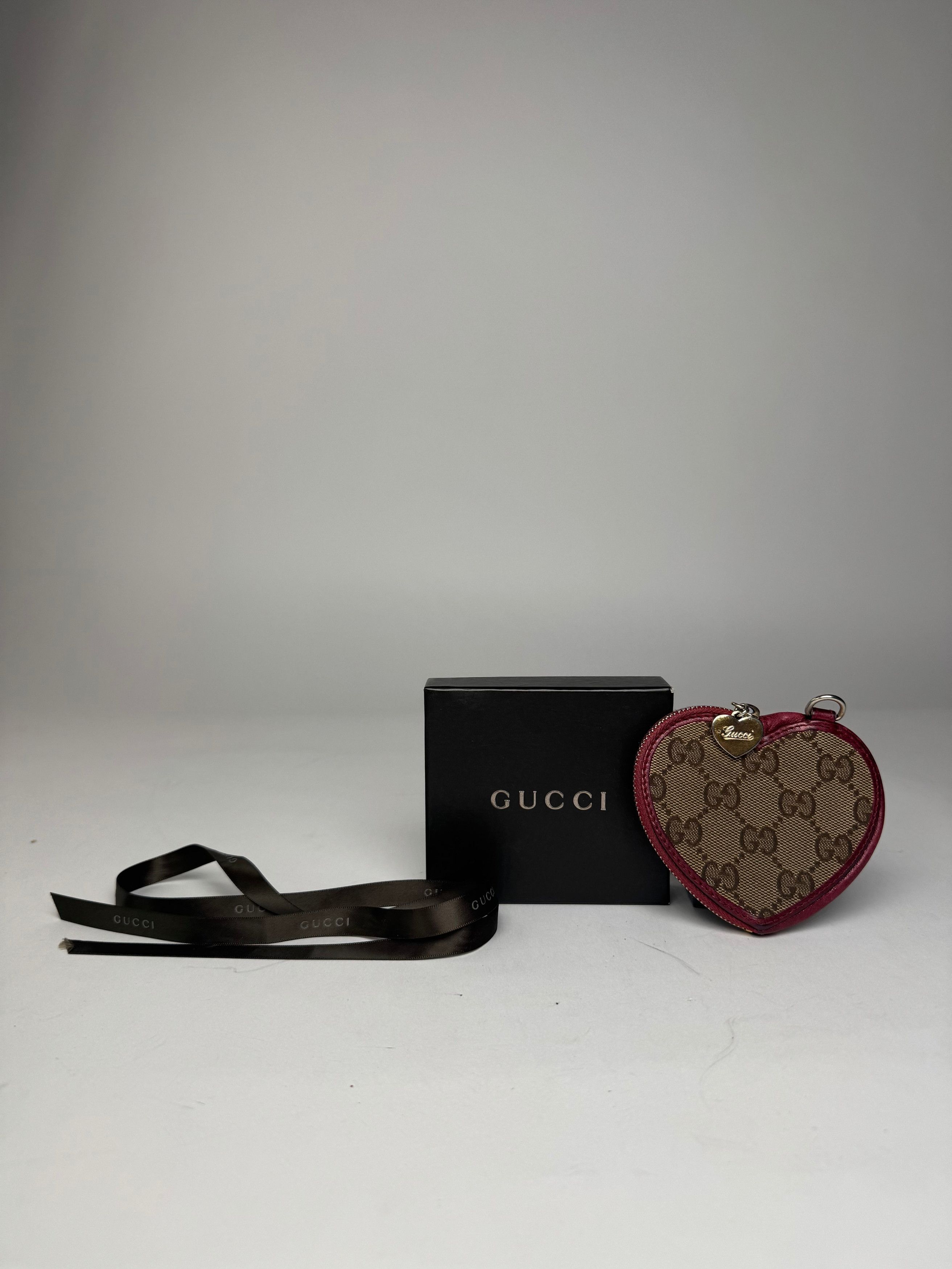 Gucci Vintage Monogram Heart Purse Purple Brown Size ONE SIZE - 1 Thumbnail
