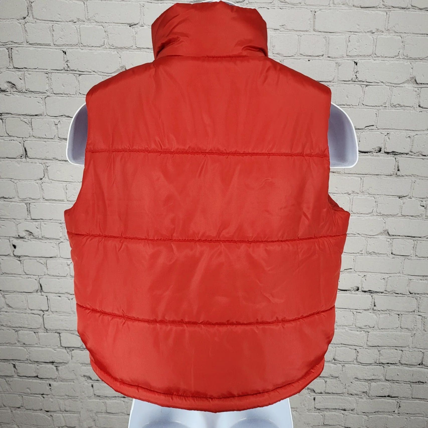 Vintage NWT ABOUND Red Insulated Lightweight Pockets Puffer Jacket Vest Size Small S Size US S / EU 44-46 / 1 - 2 Thumbnail