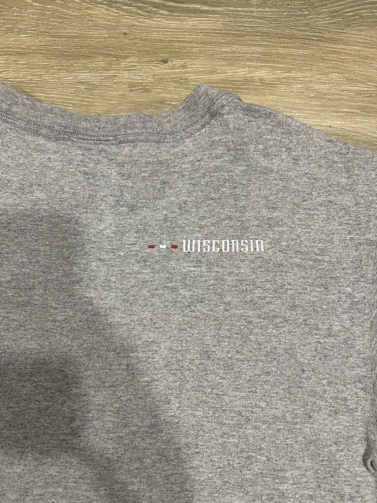 Adidas 2003 Wisconsin Basketball T-Shirt Size US M / EU 48-50 / 2 - 5 Thumbnail