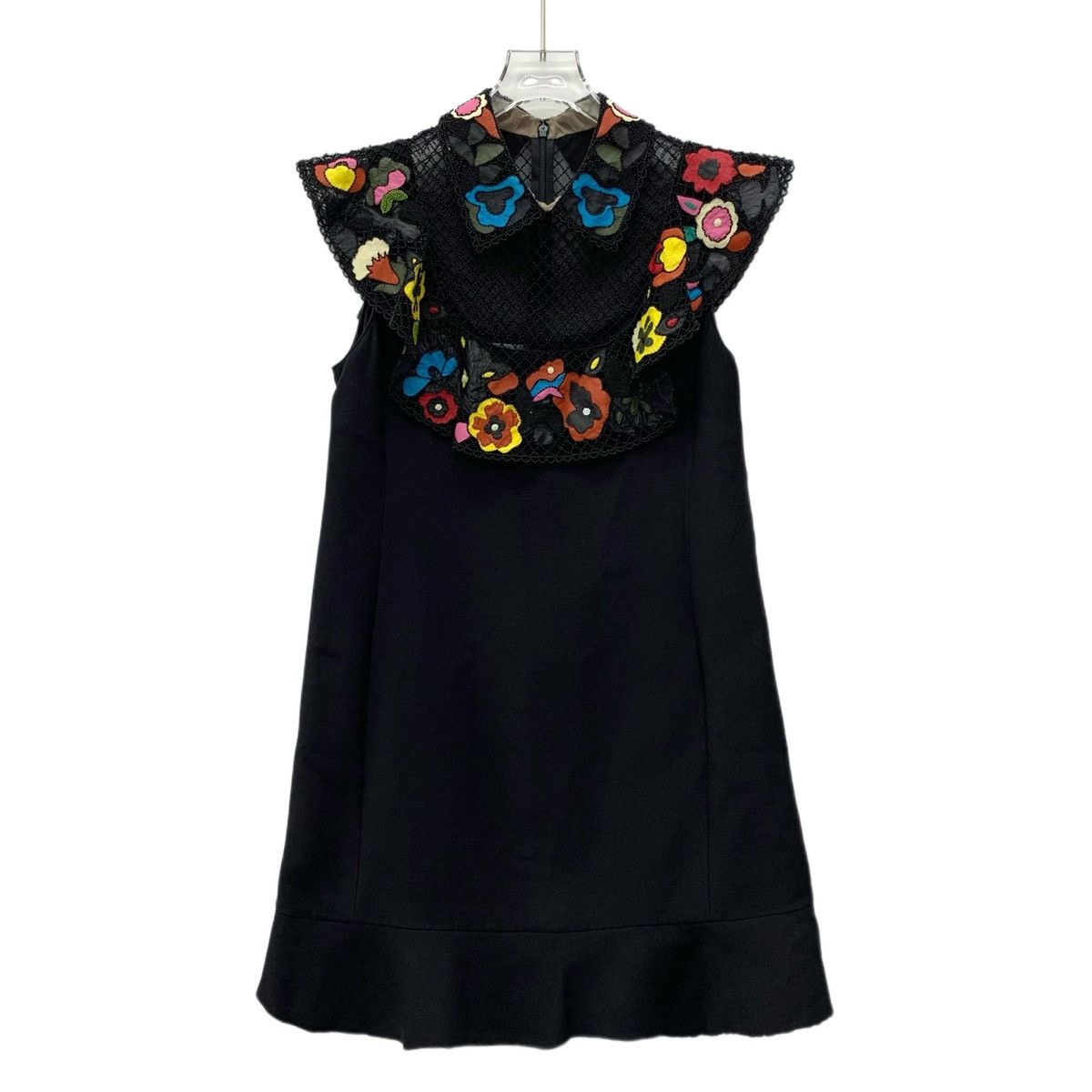 Valentino Valentino Black Lace Beaded Wool Lapel Ruffle Dress Size M / US 6-8 / IT 42-44 - 1 Thumbnail