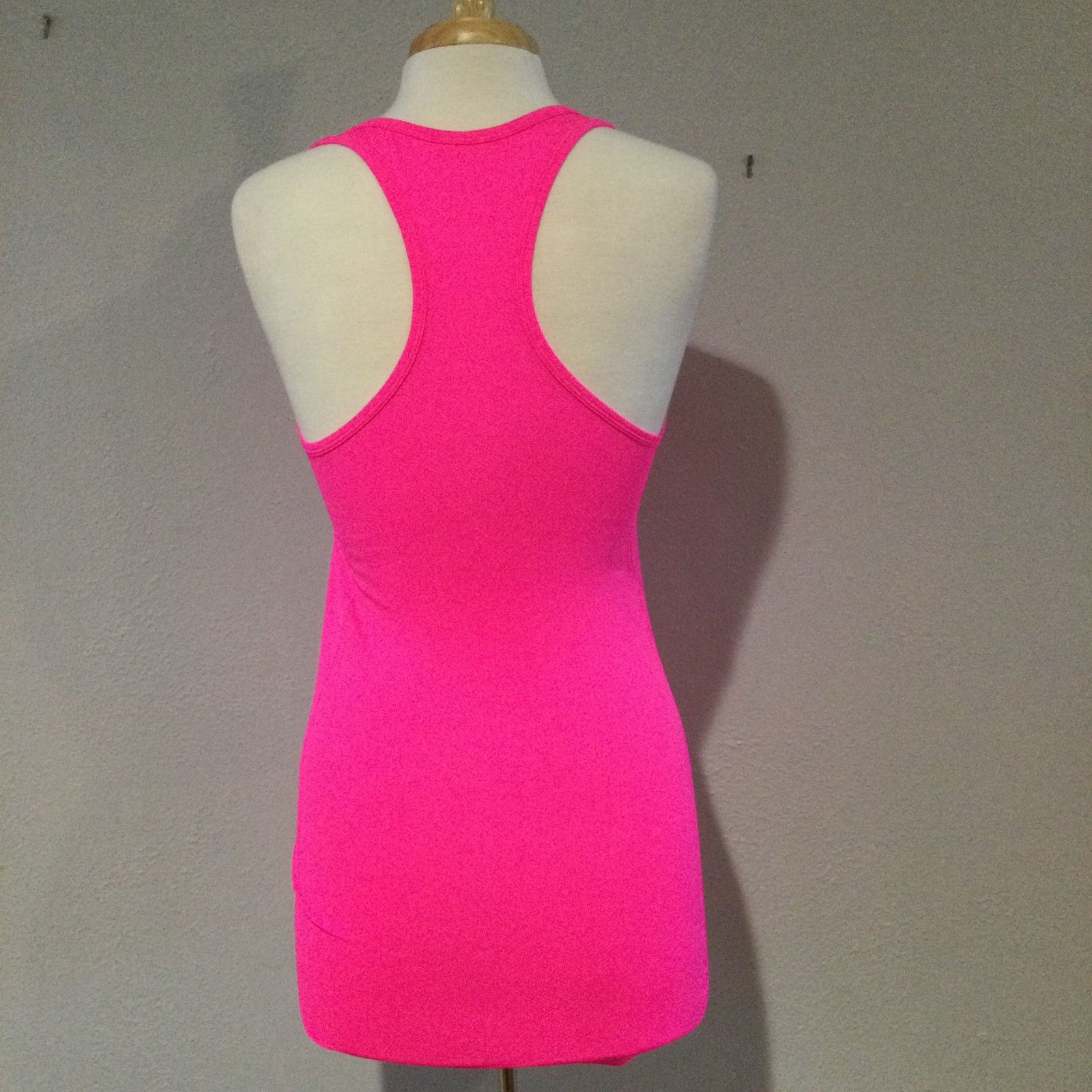 Other Bolly Queena 100% Nylon Racerback Tank Hot Pink Small NWOT Size S / US 4 / IT 40 - 7 Thumbnail
