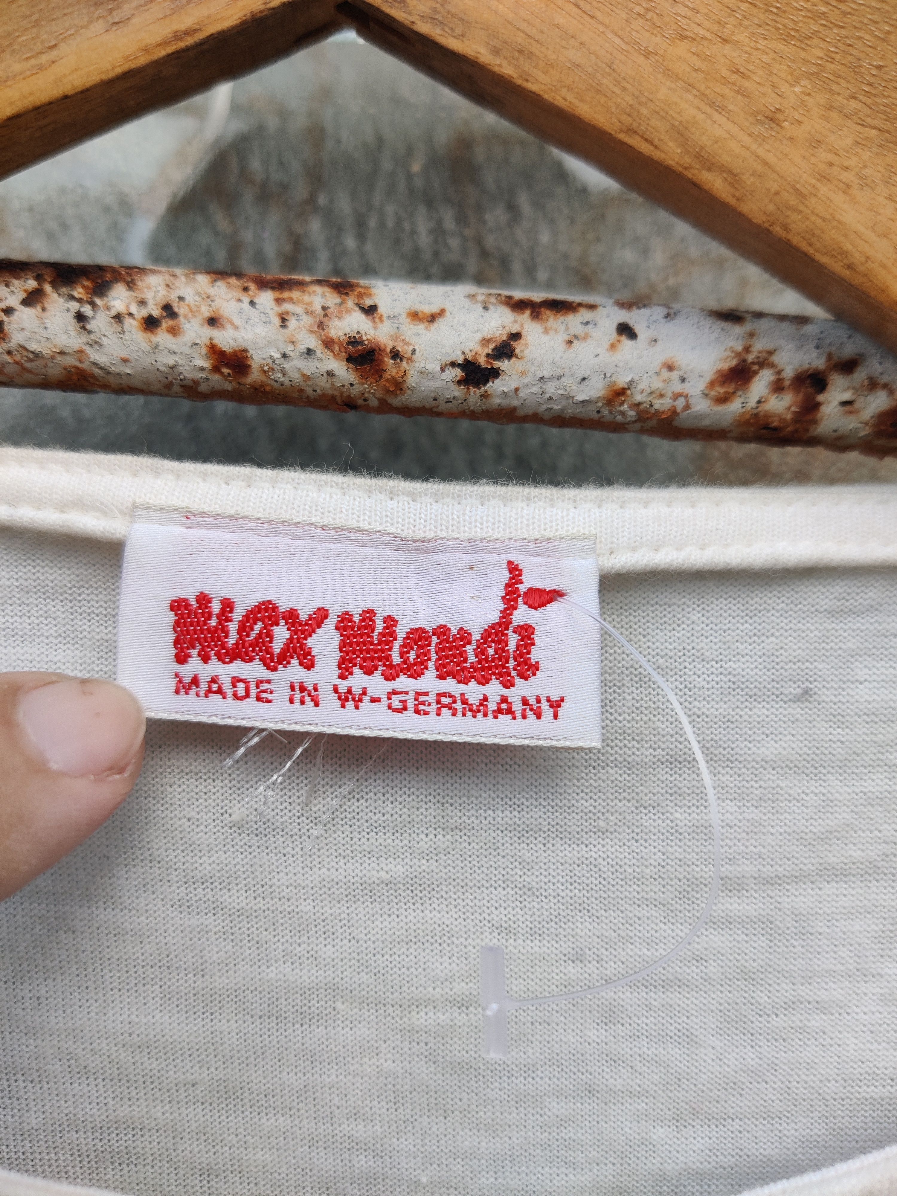 Vintage 🔥Best Offer🔥 Vintage Mondi New Port West Germany Shirt Size US M / EU 48-50 / 2 - 5 Thumbnail