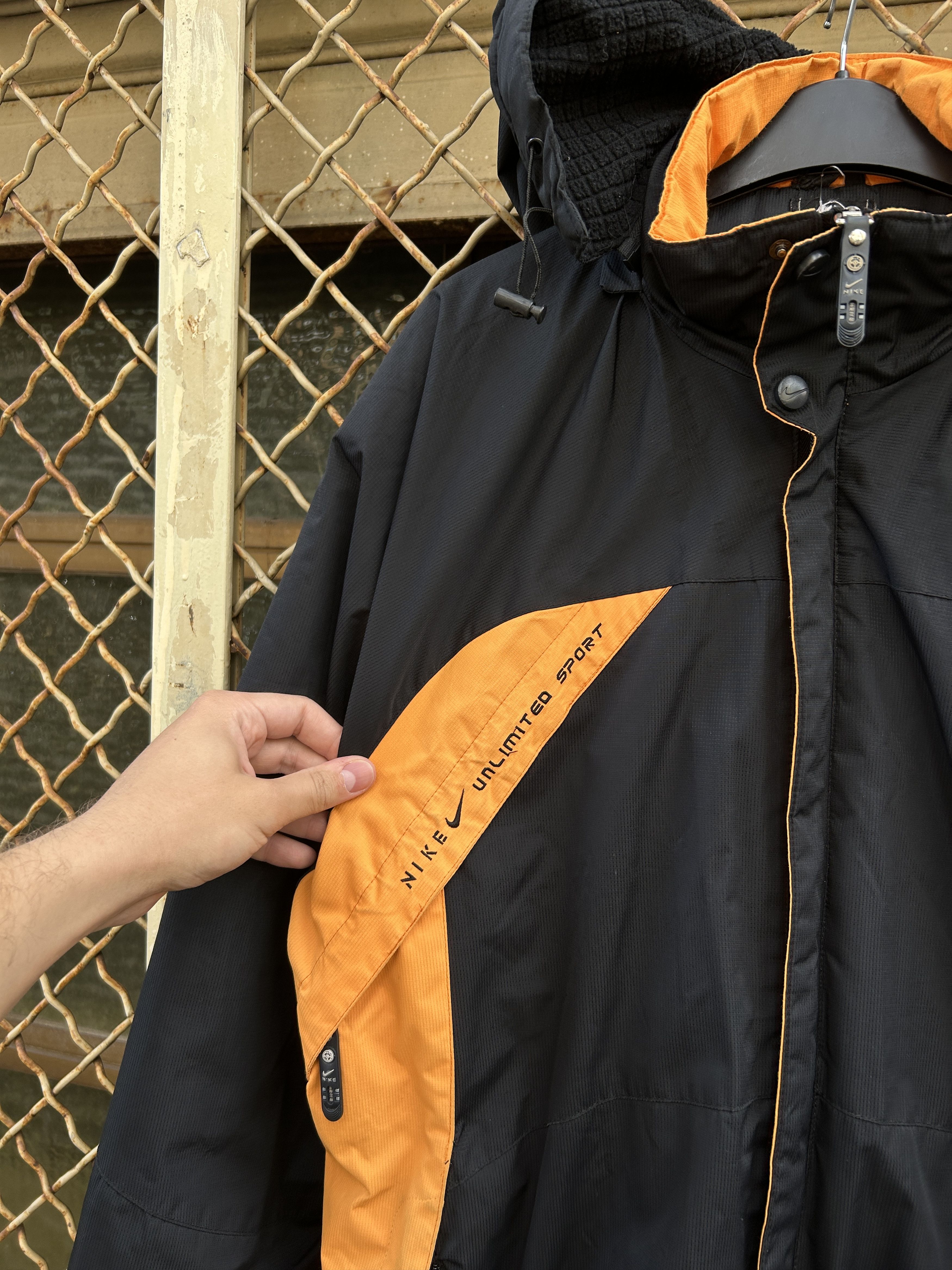 Nike ACG Nike ACG Unlimited sport vintage snow outdoor jacket Size US XL / EU 56 / 4 - 6 Thumbnail