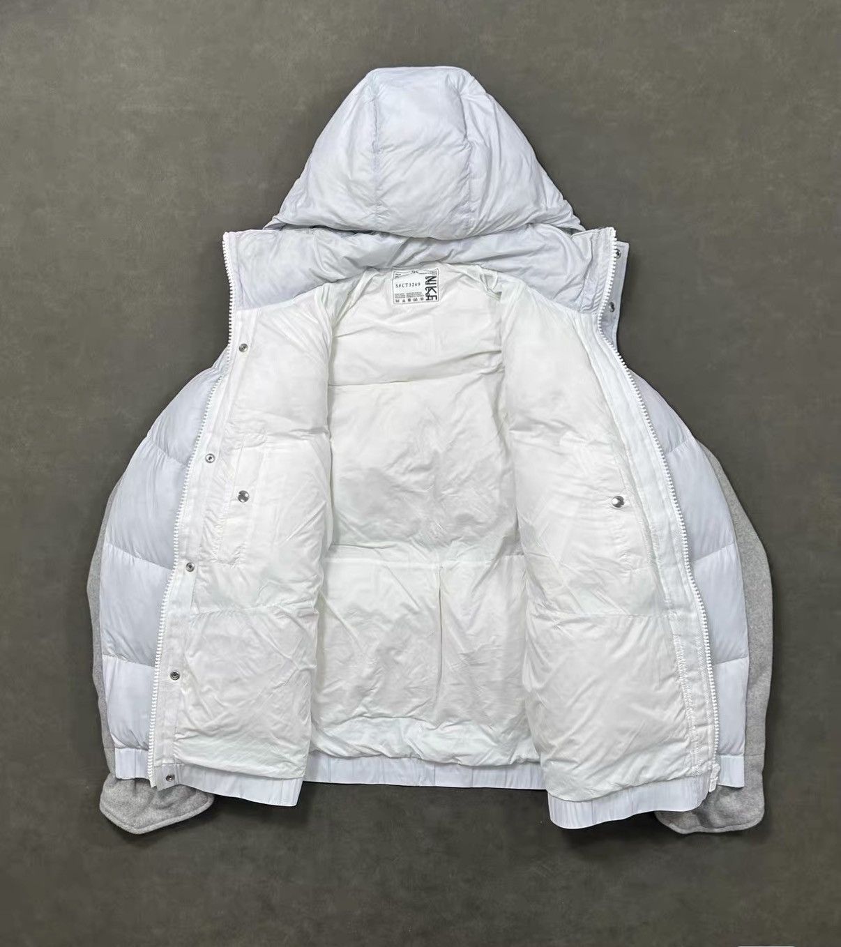 Sacai Sacai x Nike Runway Wool Panel Down Jacket J16 Size US L / EU 52-54 / 3 - 4 Thumbnail