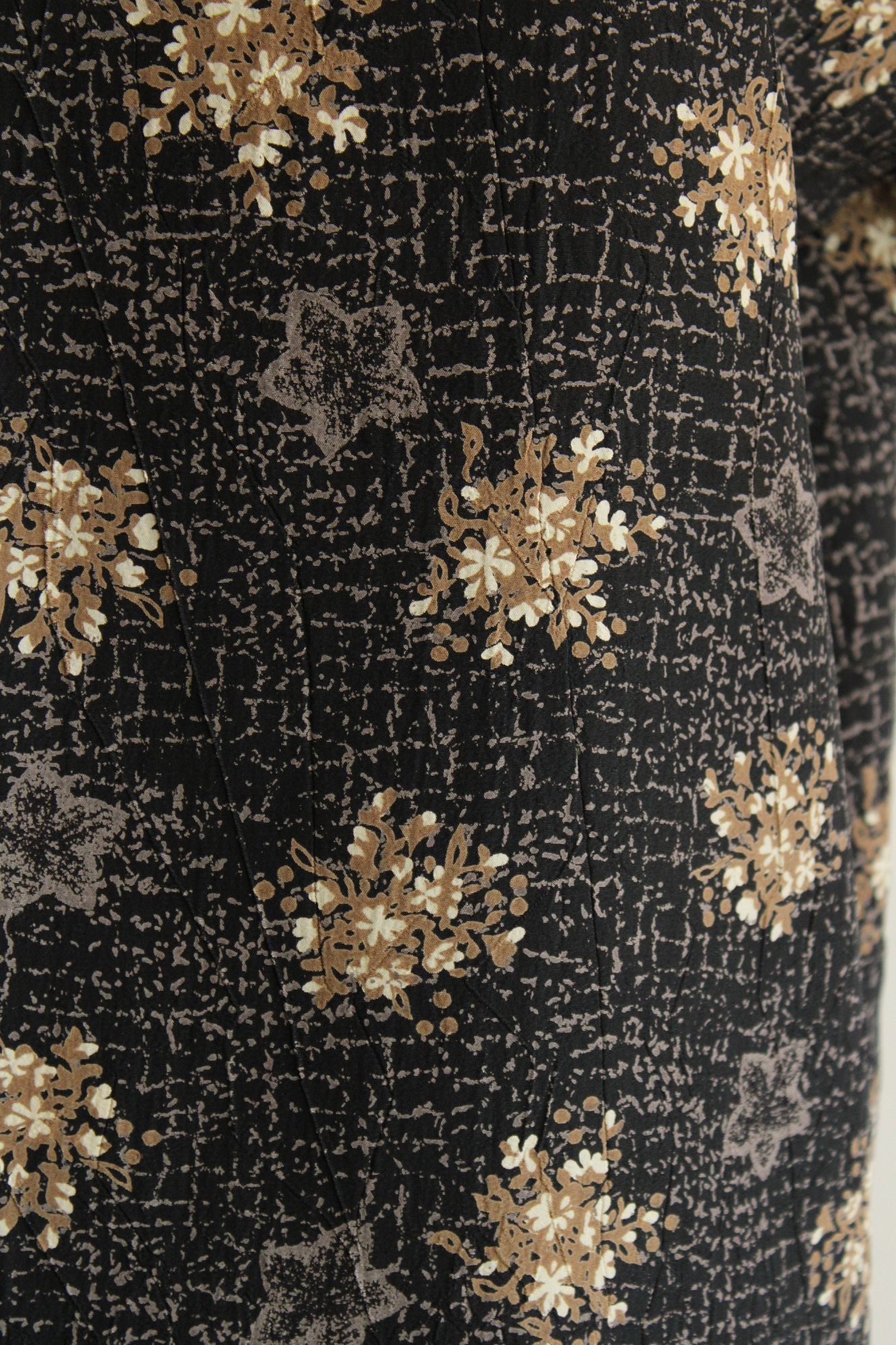 Vintage Vintage 1990s Blouse, Black and Gold and Gray Floral Print, Size M / US 6-8 / IT 42-44 - 5 Thumbnail