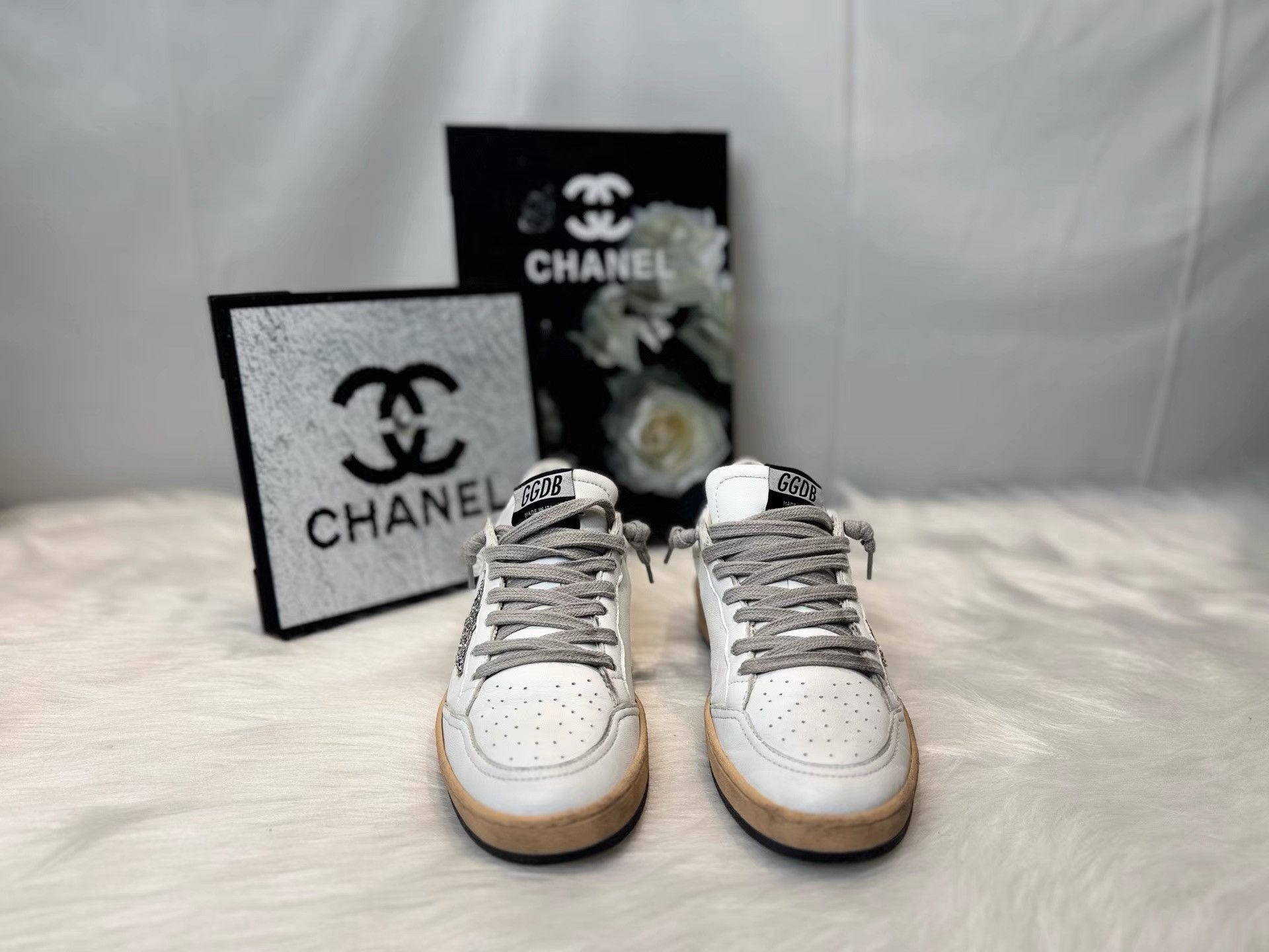 Golden Goose Golden Goose Ball Star Sneakers K36 Size US 6 / IT 36 - 2 Thumbnail