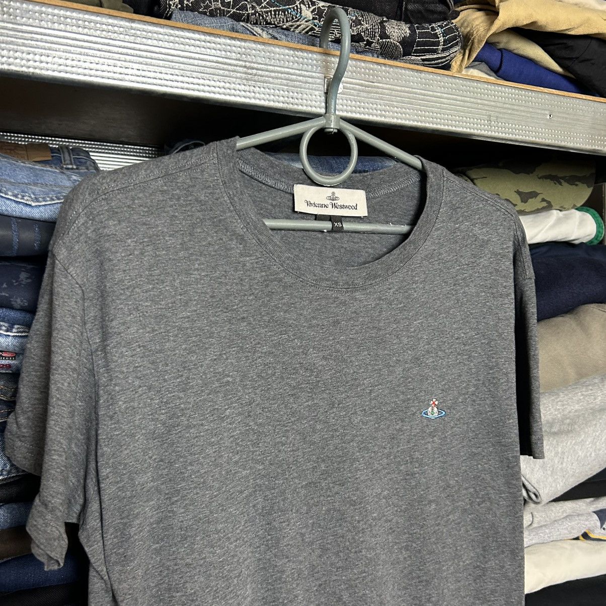 Vivienne Westwood Luxury Vivienne Westwood Small logo basic designer y2k tee Size US XS / EU 42 / 0 - 2 Thumbnail
