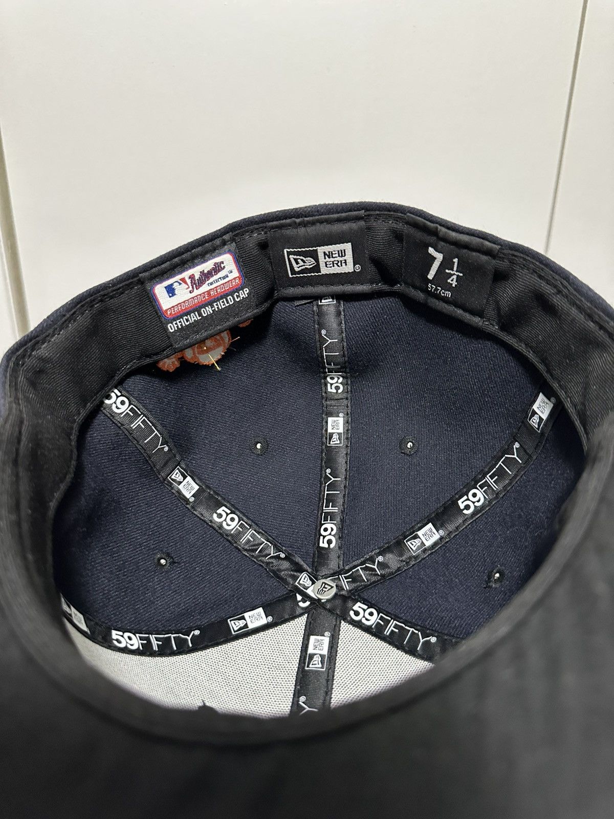 Lids × MLB × New Era Houston Astros fitted size 7 1/4 Size ONE SIZE - 6 Thumbnail