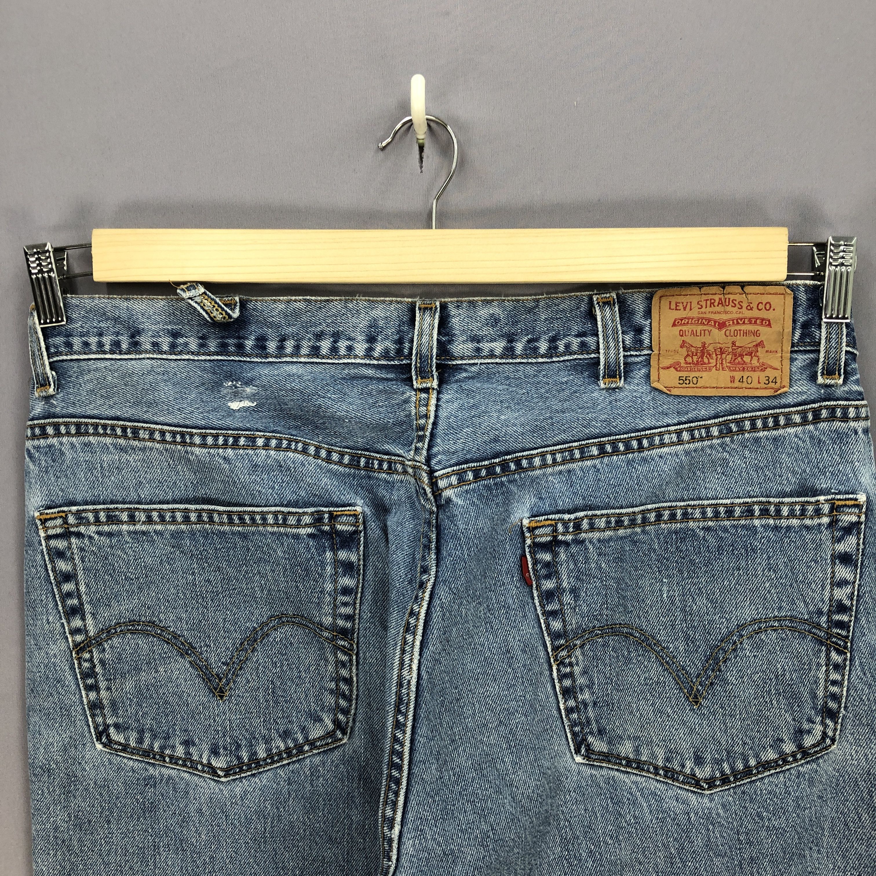 Levi's Vintage Levis Faded Ripped Jeans Levi's Stone Wash Denim Size US 40 / EU 56 - 6 Thumbnail