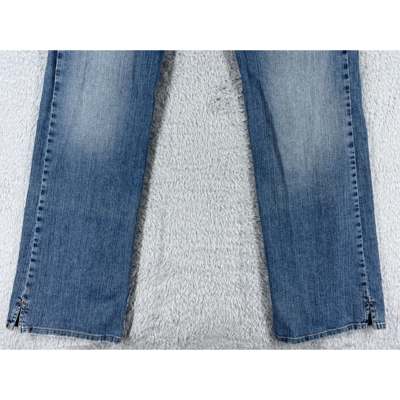 Lucky Brand VINTAGE Lucky Brand Jeans Women 14 Blue Denim Bootcut 32x32 Modern Distressed 5-Pocket Mens Girls Size 36" / US 14 / IT 50 - 2 Thumbnail