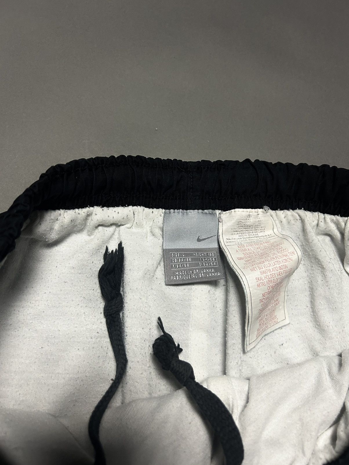 Nike × Vintage Nike vintage nylon black track pants small swoosh drill Y2K Size US 32 / EU 48 - 3 Thumbnail