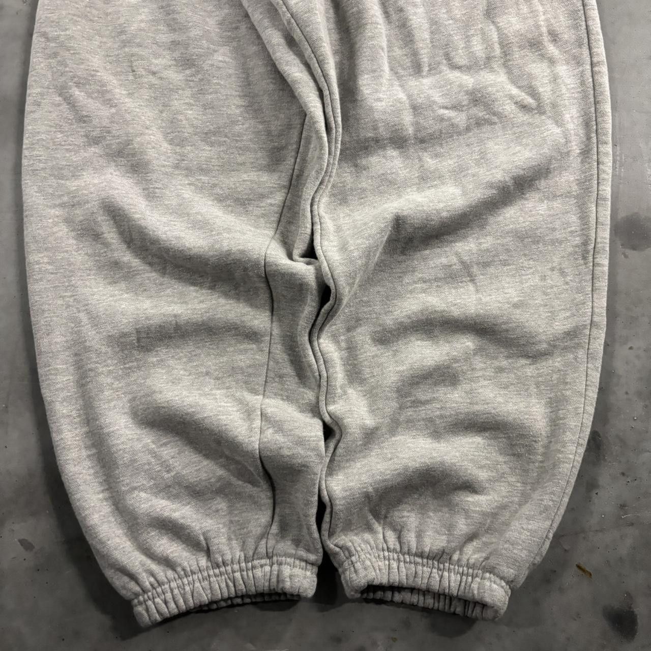 Vintage Crazy Vintage Y2K/2000s Baggy Light Grey Streetwear Essential Sweatpants! Size US 36 / EU 52 - 5 Thumbnail