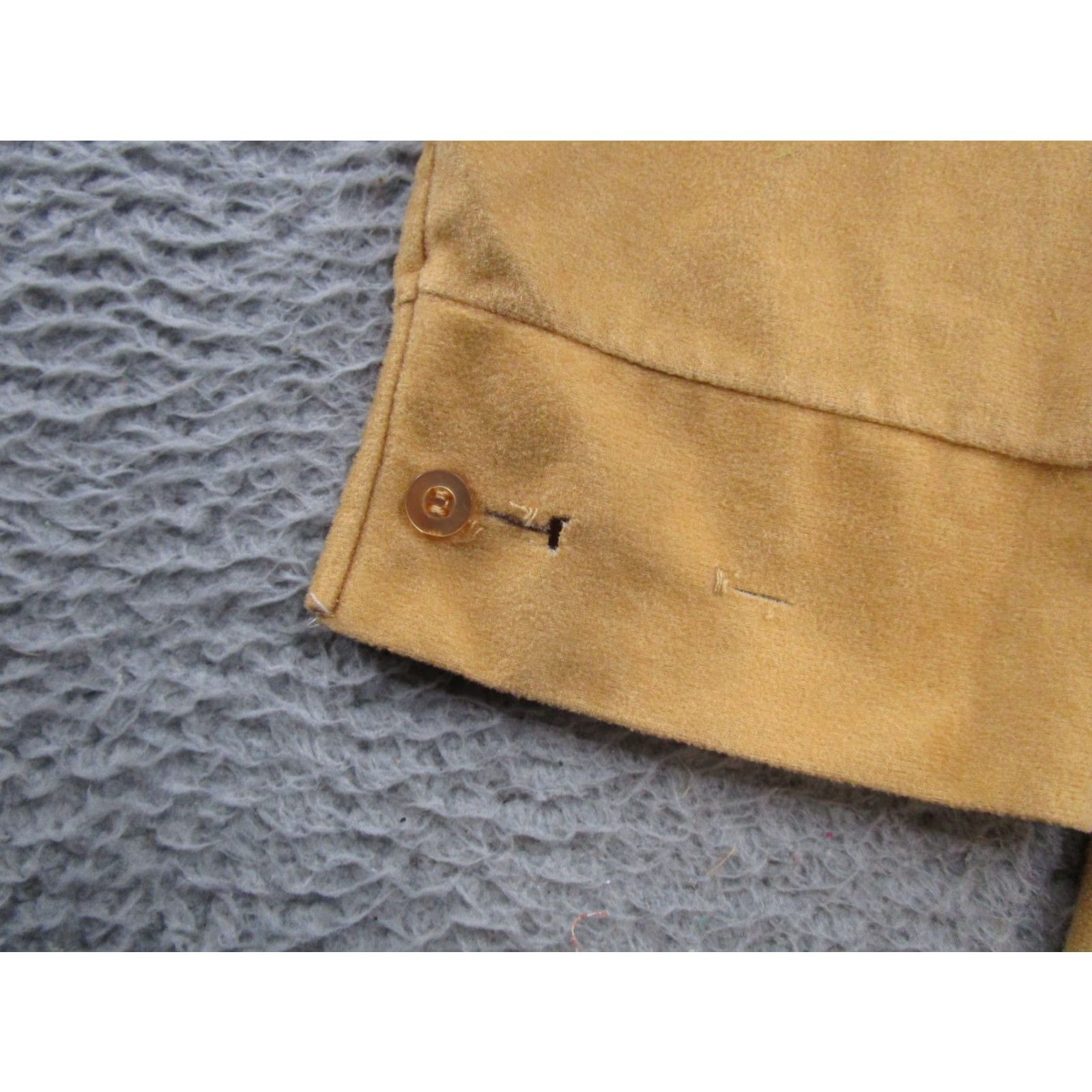 Etro VINTAGE K-mart Button-Up Shirt Mens XL Beige Collared 70s 80s Retro Solid Long Sleeve Shirt Size US XL / EU 56 / 4 - 3 Thumbnail