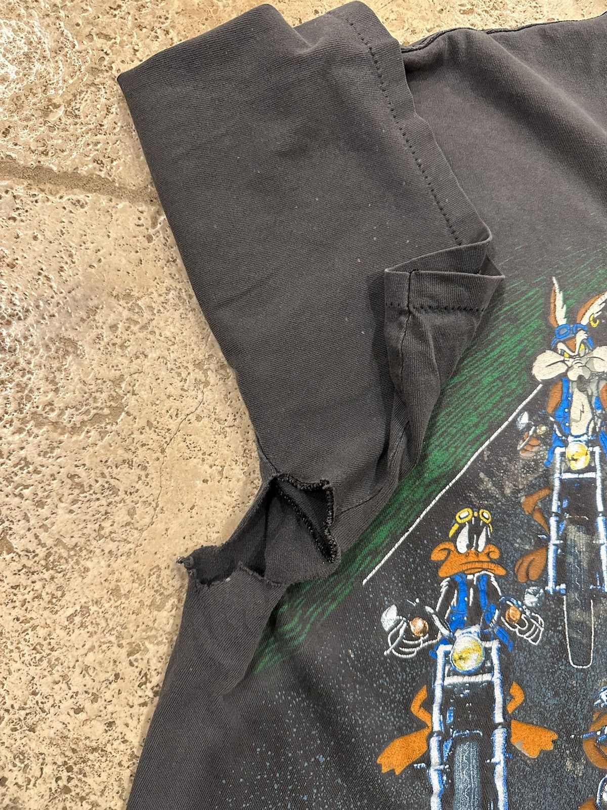 Cartoon Network Vintage Looney Tunes 1993 Motorcycle Biker Faded T-Shirt Size US XL / EU 56 / 4 - 10 Thumbnail