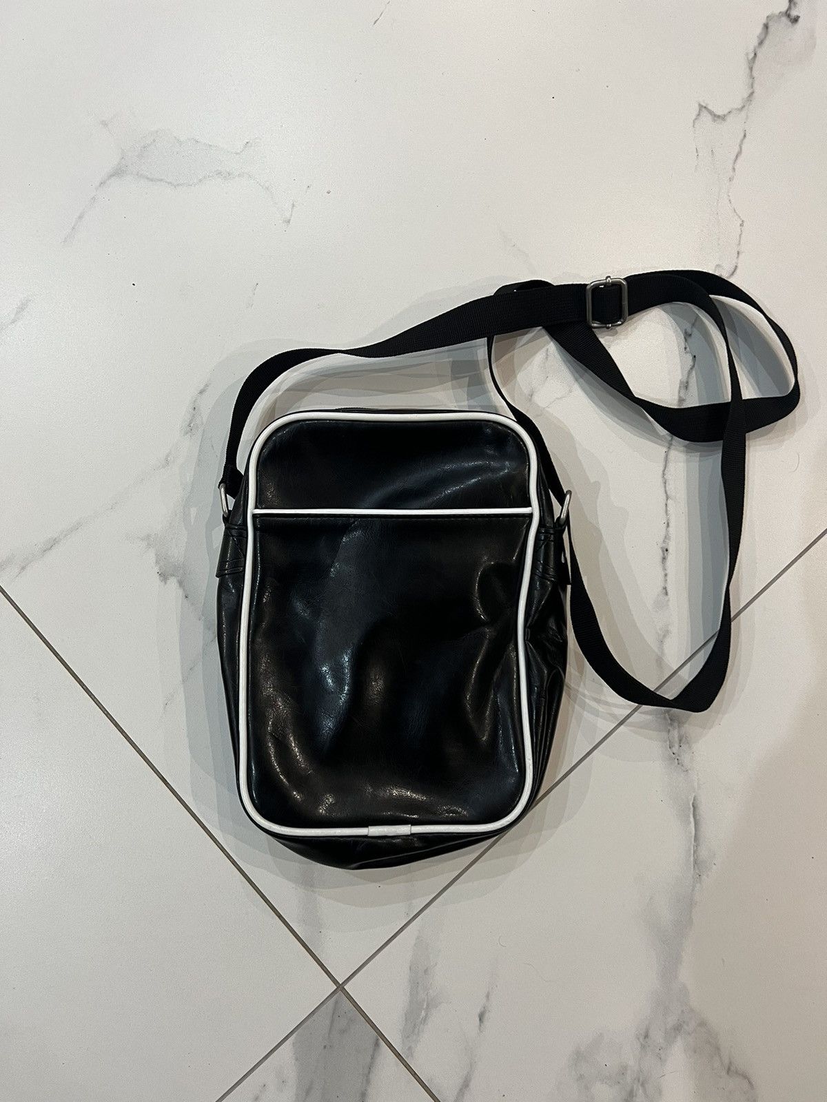 Nike × Nike ACG × Vintage Nike Black Shoulder Bag Drill Streetwear Size ONE SIZE - 2 Thumbnail