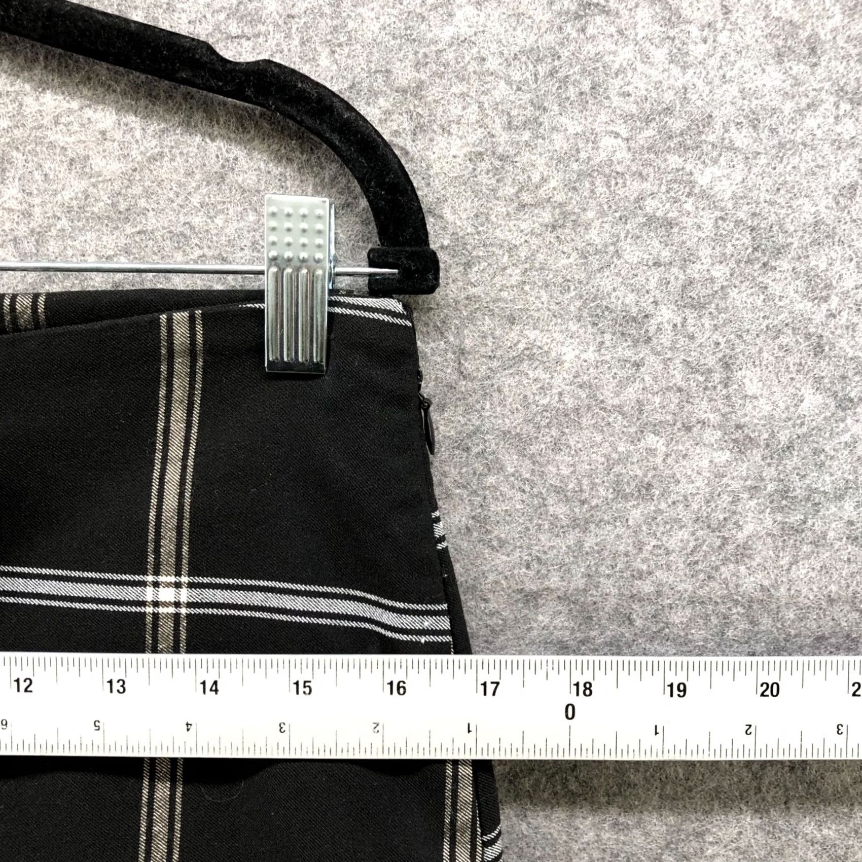 Urban Outfitters Urban Outfitters Plaid Mini Skirt Womens M Black White Grid Button Front Wrap Skirt Vintage No Short Preppy Mens Womens Girls Boys Size 32" / US 10 / IT 46 - 7 Thumbnail