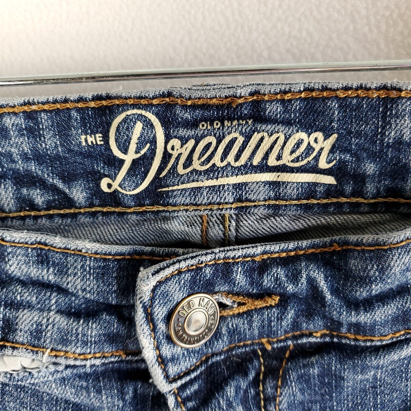 Old Navy Old Navy Jeans Womens 14 Dreamer Relaxed Bootcut Mid Rise Size 36" / US 14 / IT 50 - 14 Thumbnail