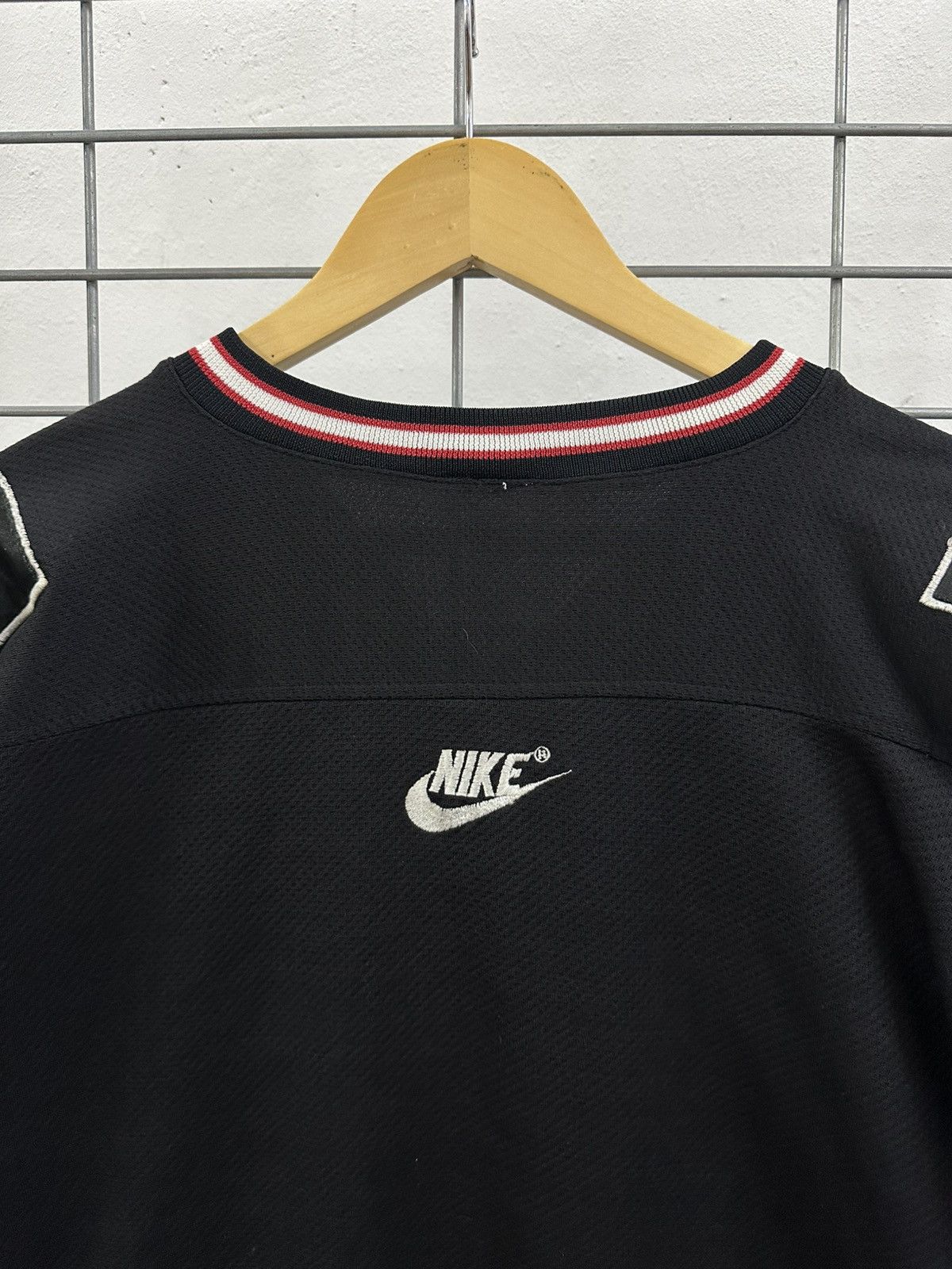Nike Rare And Beautiful Vintage Nike Hockey Jersey Size US L / EU 52-54 / 3 - 7 Thumbnail
