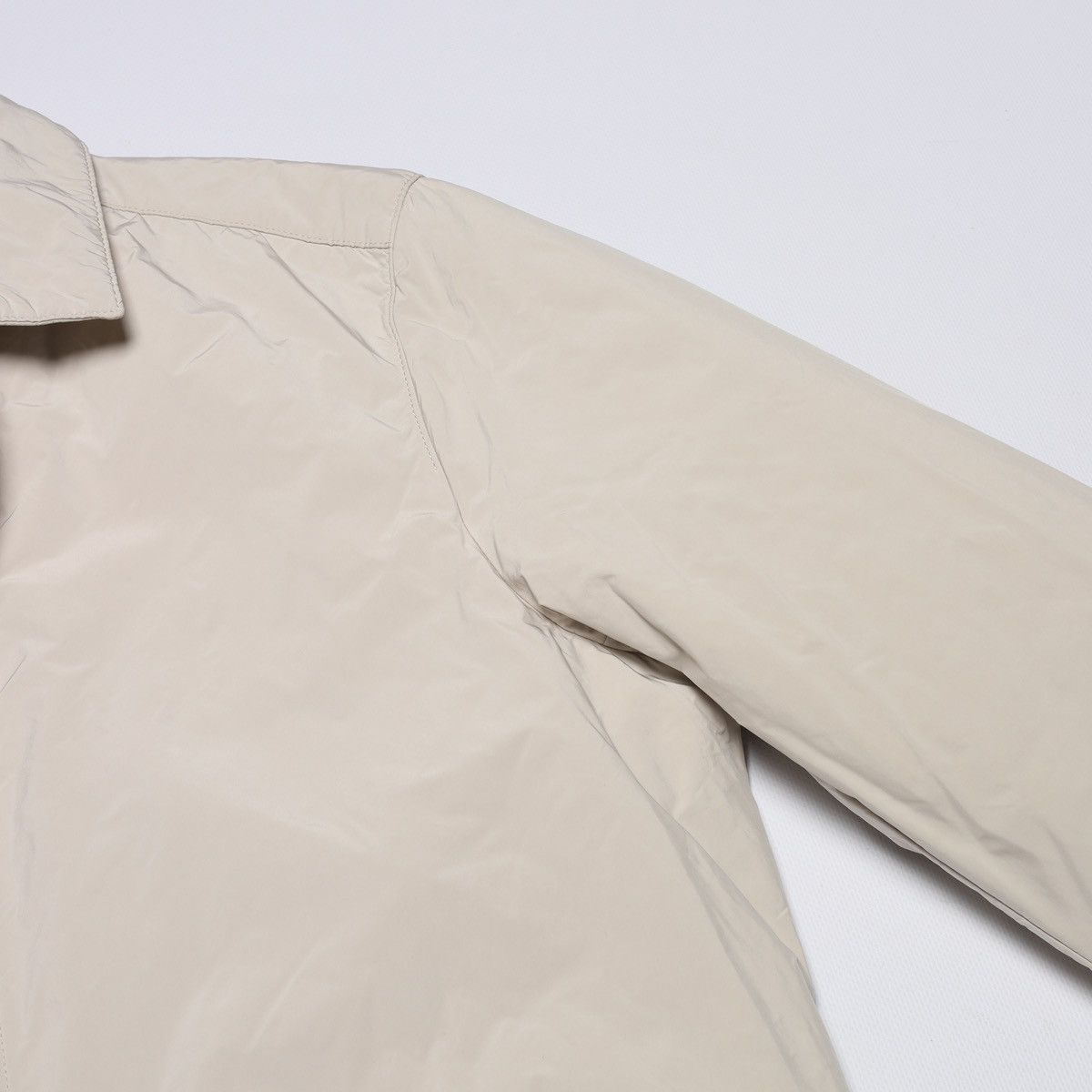 Prada Prada White Milk Puffer Jacket Coat Parka Size XL / US 12-14 / IT 48-50 - 7 Thumbnail