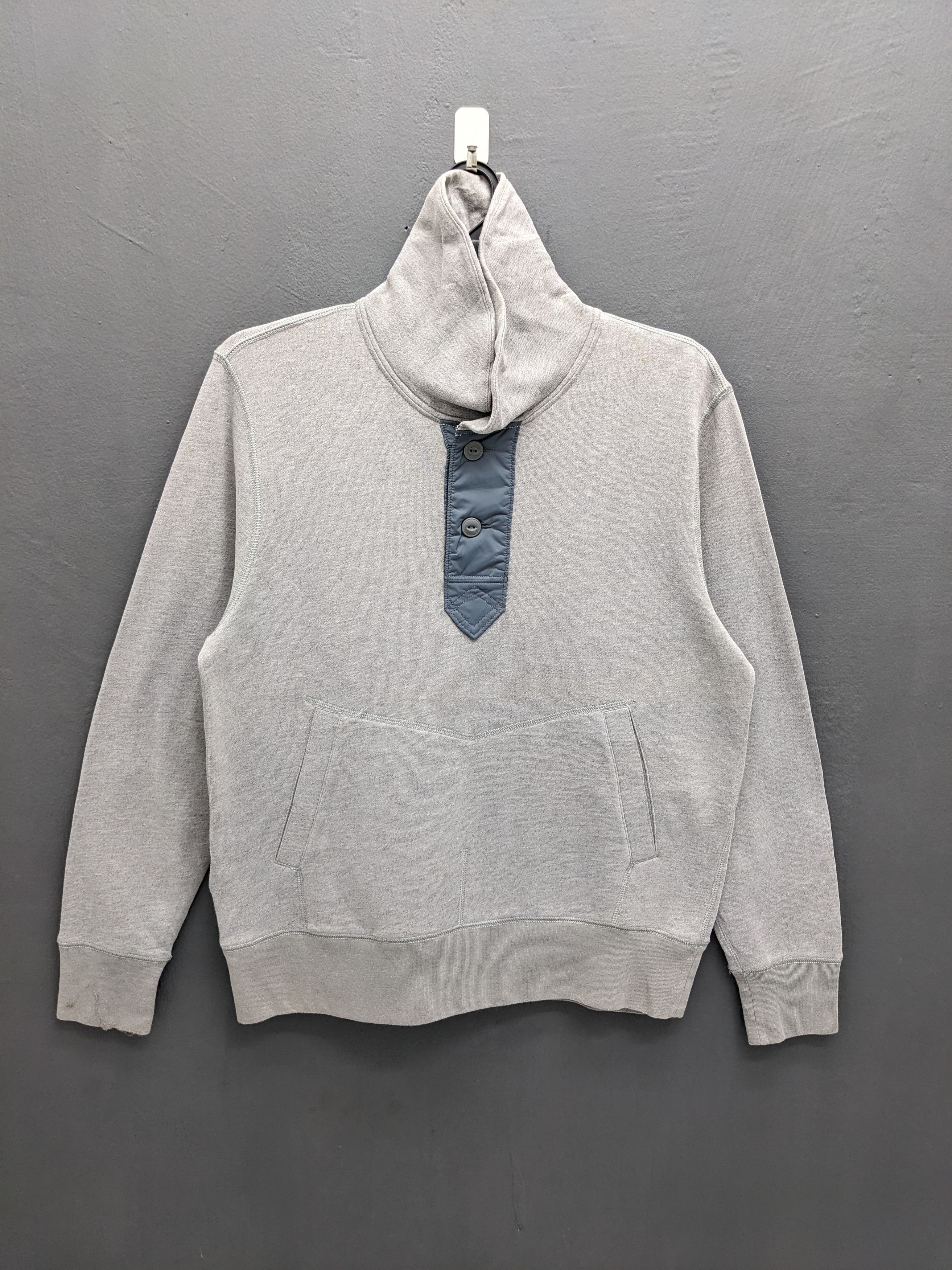 Eddie Bauer Eddie Bauer Grey Cowl Neck Snap Placket Pullover Sweatshirt Size US M / EU 48-50 / 2 - 2 Thumbnail