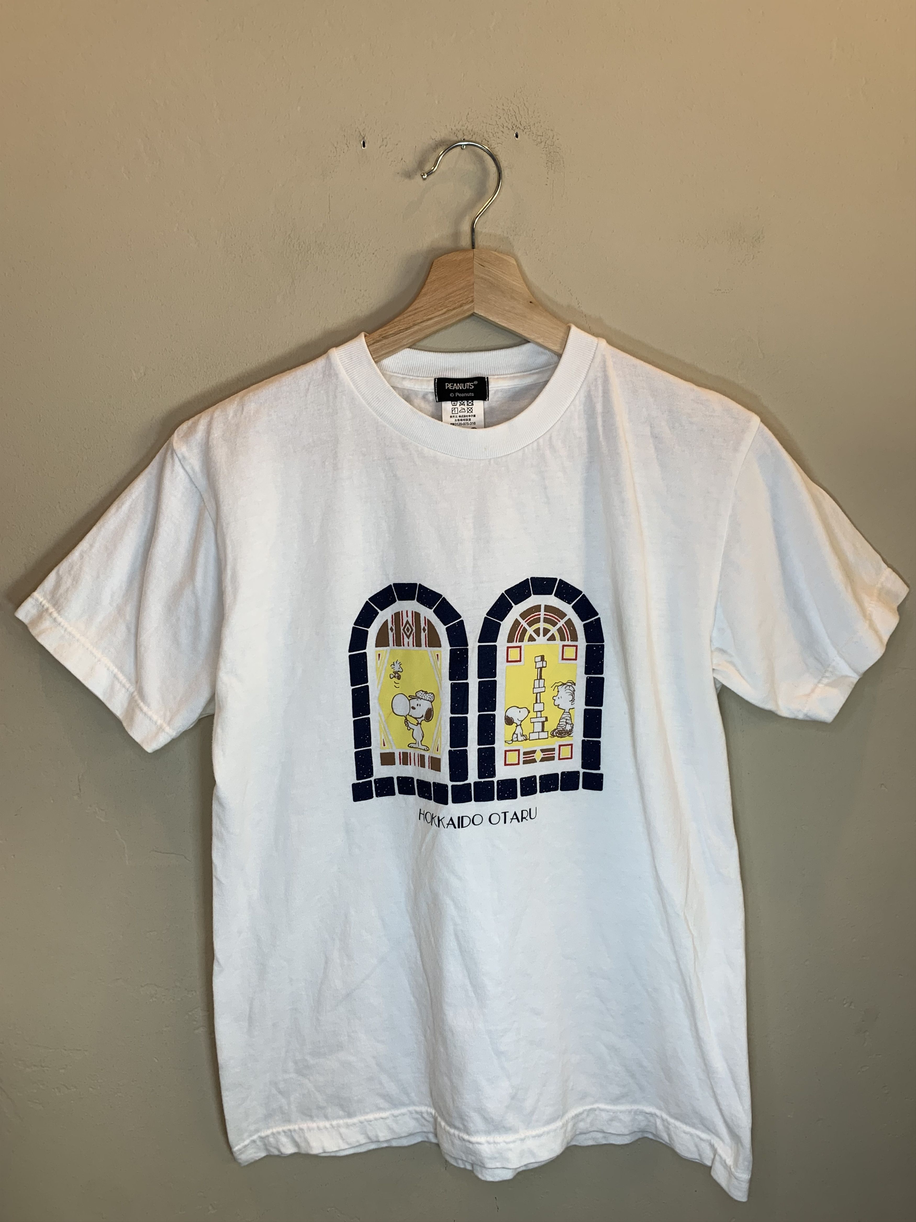 Peanuts *RARE* Peanuts Snoopy Hokkaido Otaru Tea Shop Japan T-Shirt Size US S / EU 44-46 / 1 - 1 Thumbnail