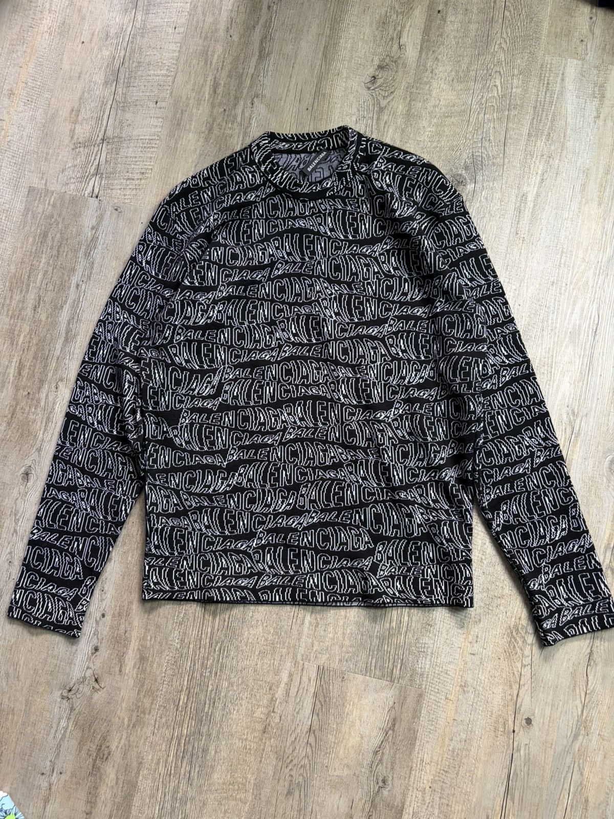 Balenciaga Balenciaga all over logo sweater Size US S / EU 44-46 / 1 - 1 Thumbnail