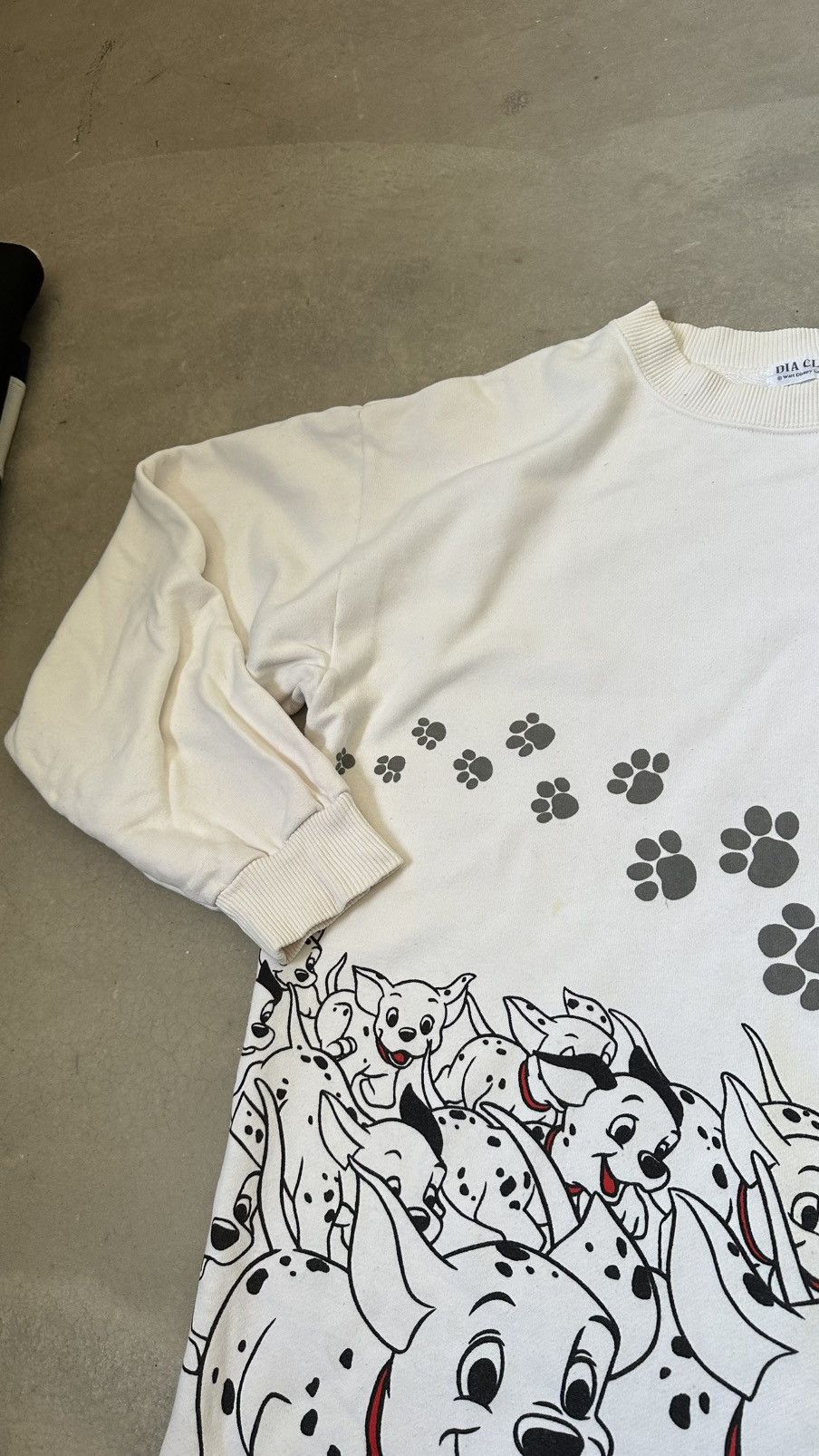 Vintage DIA CLUB 101 DALMATIONS SWEATSHIRT Size US L / EU 52-54 / 3 - 6 Thumbnail