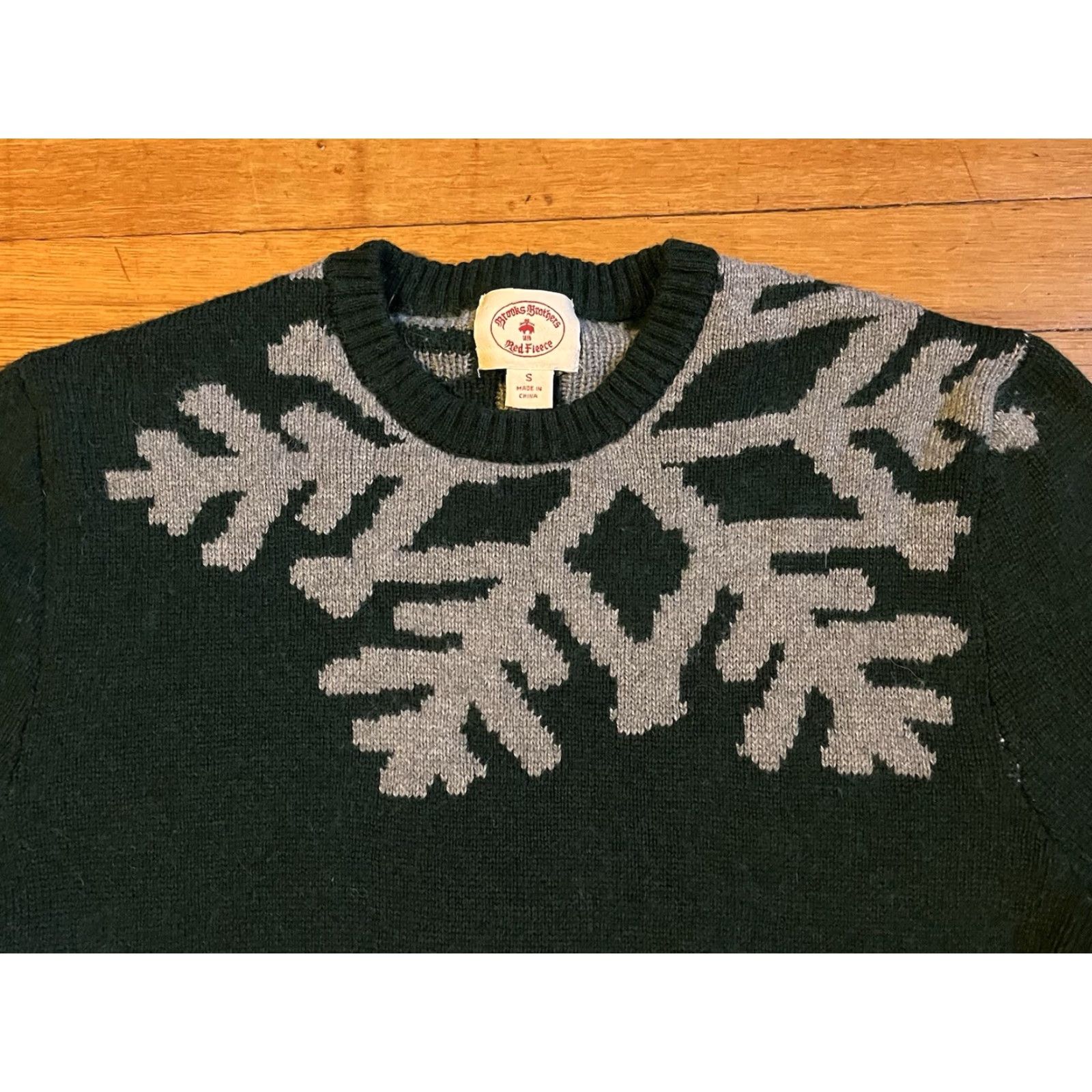 Brooks Brothers Brooks Brothers Red Fleece Snowflake Christmas Sweater Men’s Small Green Size US S / EU 44-46 / 1 - 3 Thumbnail
