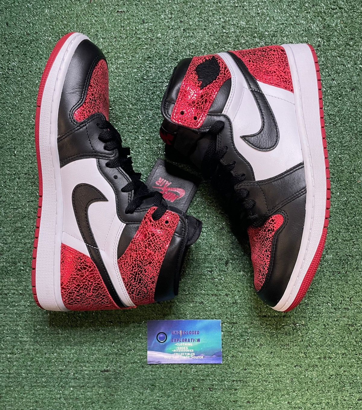 Jordan Brand Air Jordan 1 high ruby size 9men/10.5women Size US 9 / EU 42 - 3 Thumbnail