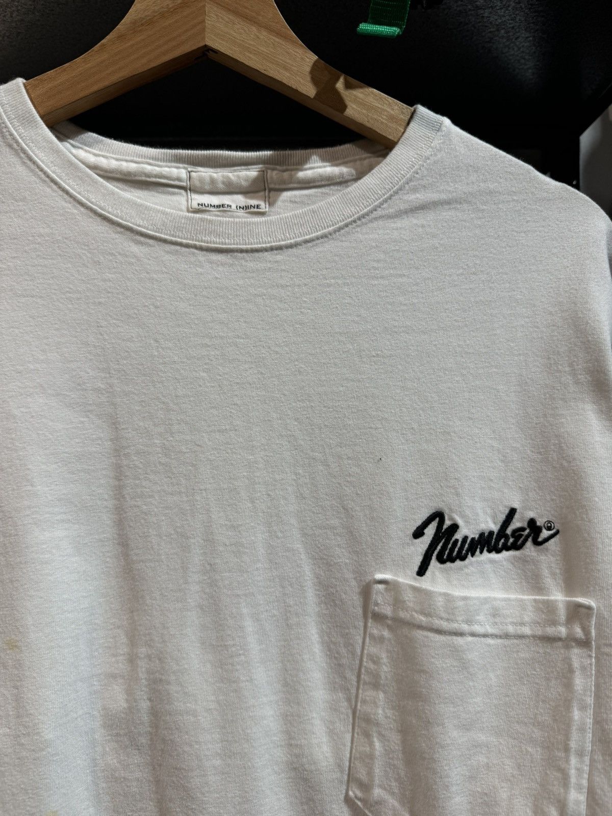 If Six Was Nine × Number (N)ine Number (N)ine Ripoff Fender Spellout Pocket White Tee Size US L / EU 52-54 / 3 - 2 Thumbnail