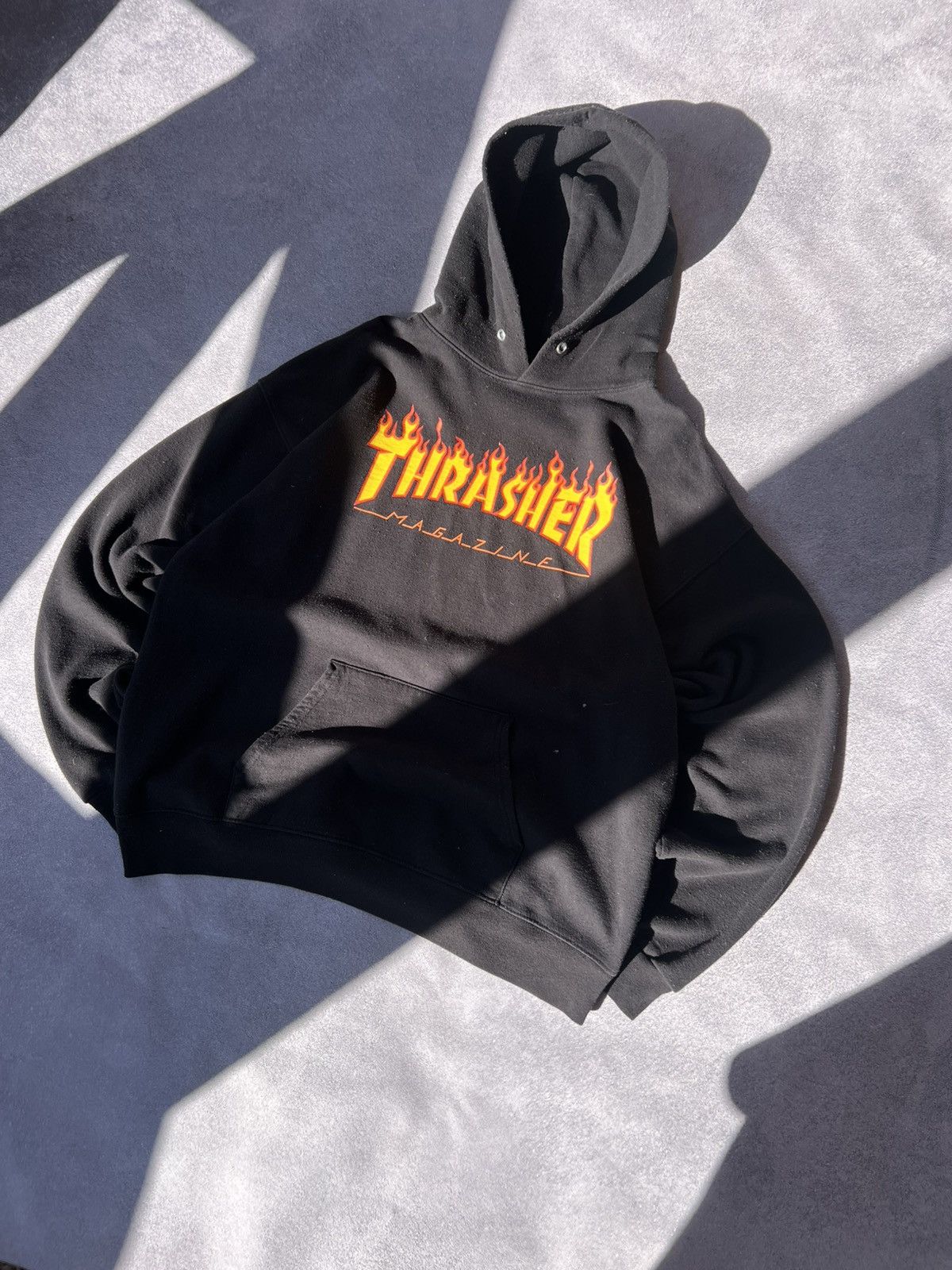 Thrasher Vintage Thrasher Hoodie Black Logo White Retro Y2K Drill Size US M / EU 48-50 / 2 - 1 Thumbnail
