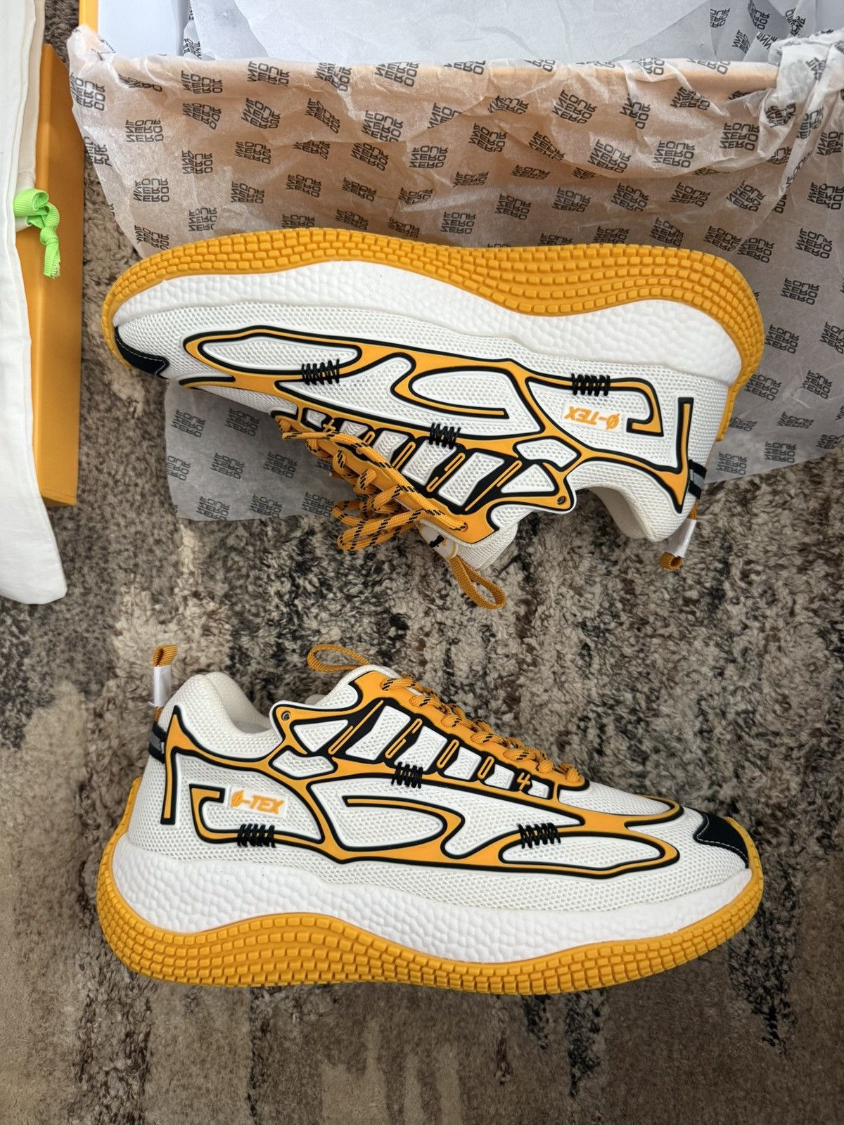 John Geiger 004 F/F "412 DAY" PITTSBURGH EXCLUSIVE, YELLOW BOTTOM Size US 10 / EU 43 - 1 Thumbnail