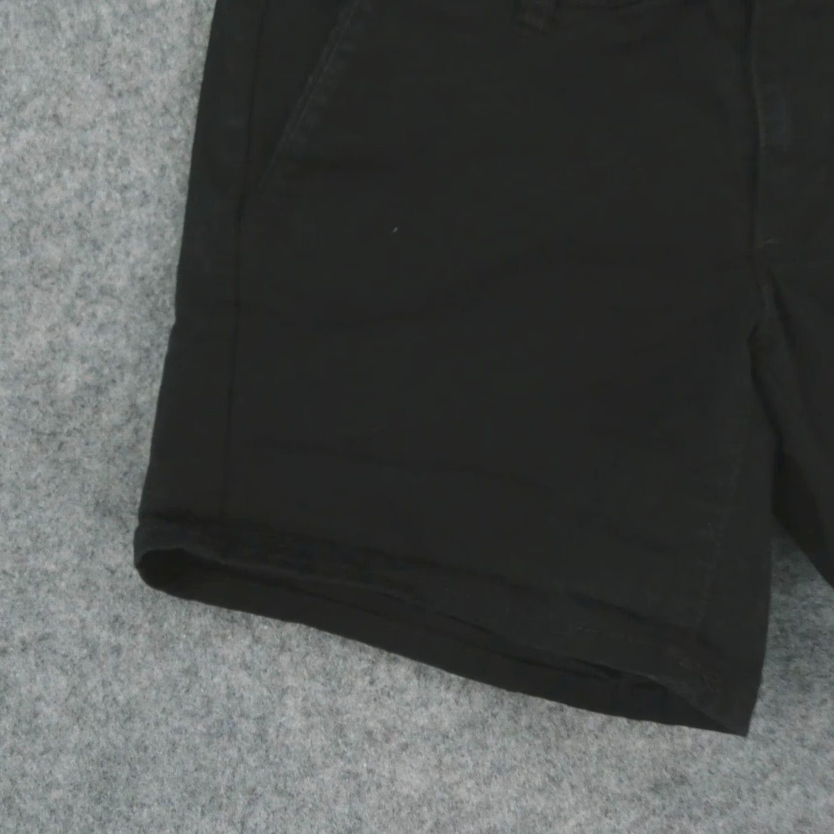 American Eagle Outfitters American Eagle Shorts 0 Stretch Chino Flat Front Midi Black Womens Size 28" / US 6 / IT 42 - 3 Thumbnail