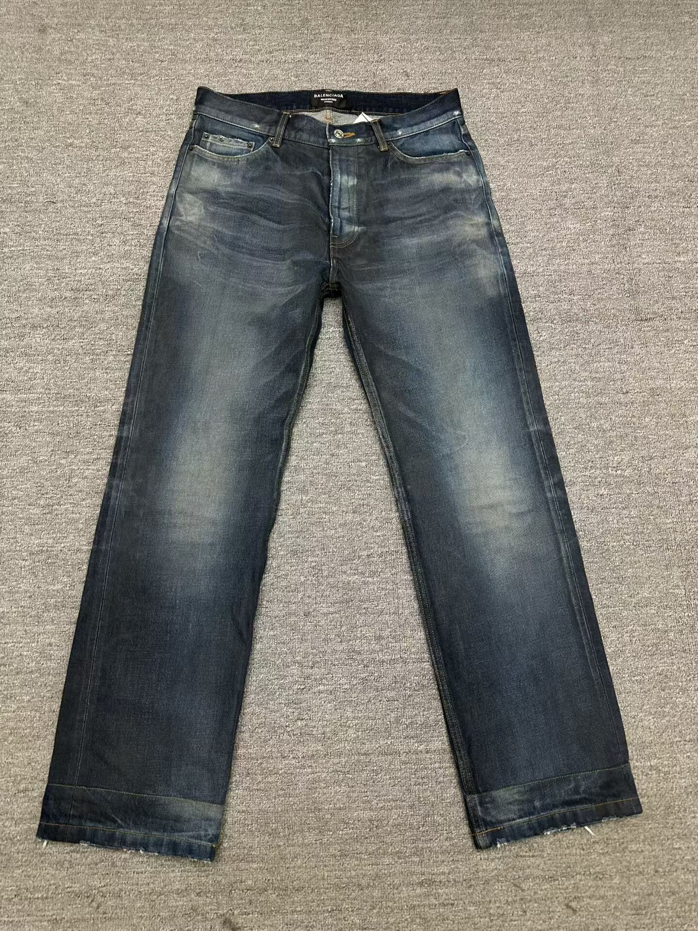 Balenciaga Balenciaga Distressed Jeans Size 30 Size US 30 / EU 46 - 1 Thumbnail