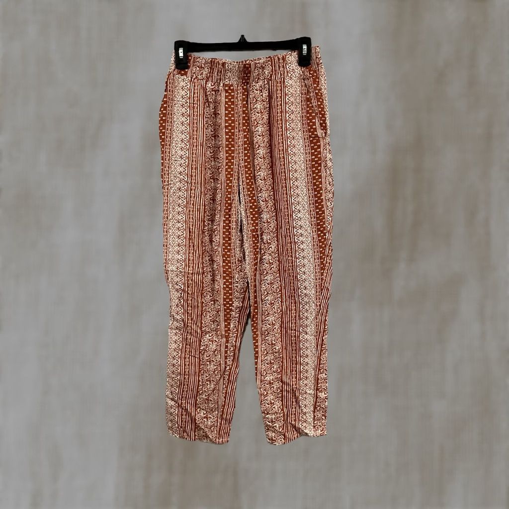 Forever 21 Forever 21 Flare White and Orange Paisley Floral Pants Bell Bottom Small Women Size 28" / US 6 / IT 42 - 1 Thumbnail