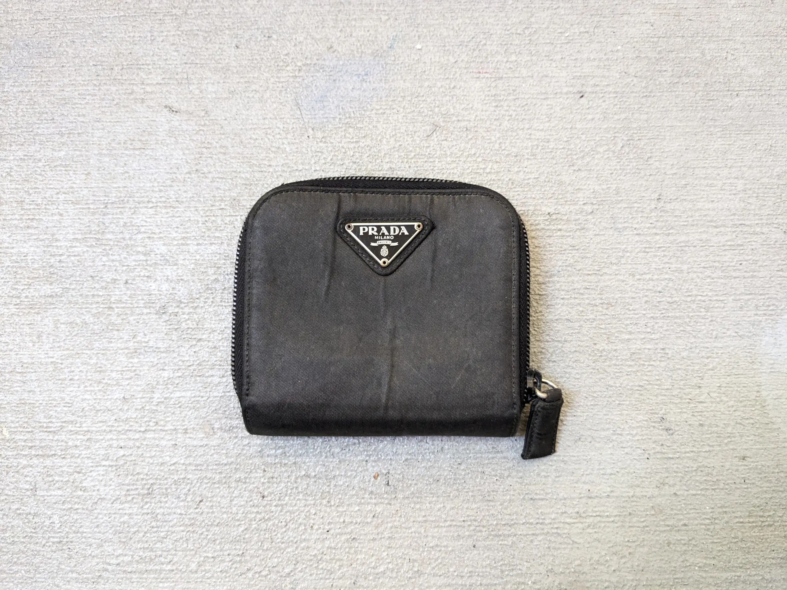Prada Prada Wallet Black Saffiano Leather Bifold Cardholder Y2K Size ONE SIZE - 1 Thumbnail