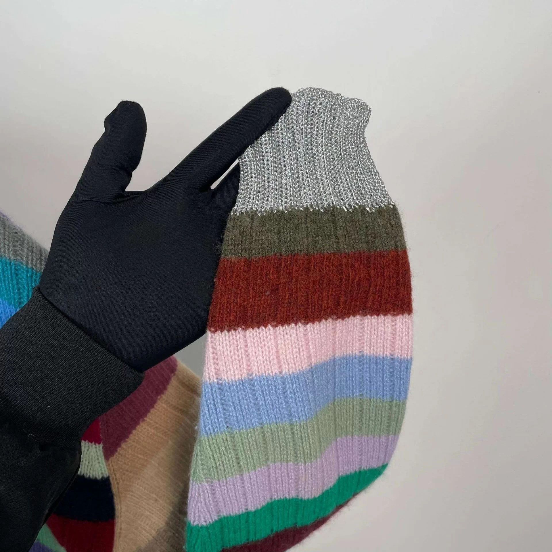 Gucci Gucci colorful knit sweater Size S / US 4 / IT 40 - 8 Thumbnail