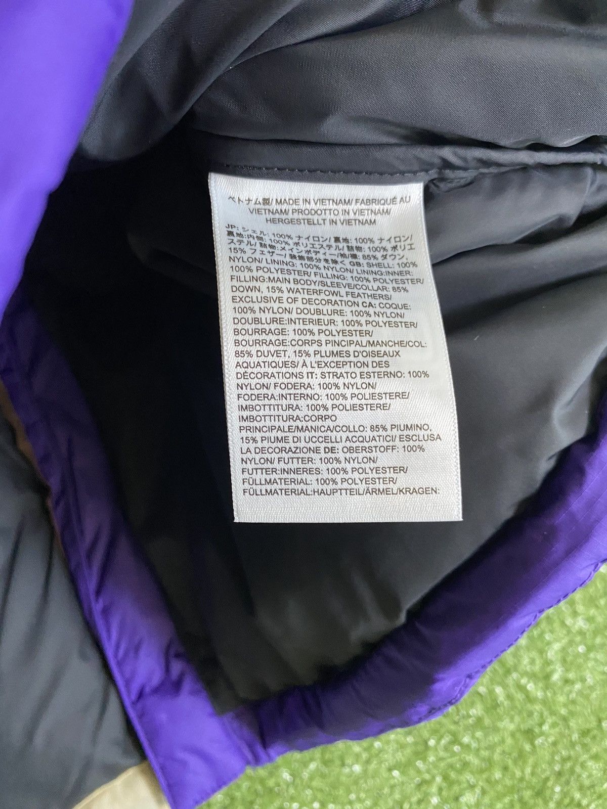 Supreme × The North Face Supreme x The North Face Split Nuptse Split Jacket Size US M / EU 48-50 / 2 - 5 Thumbnail
