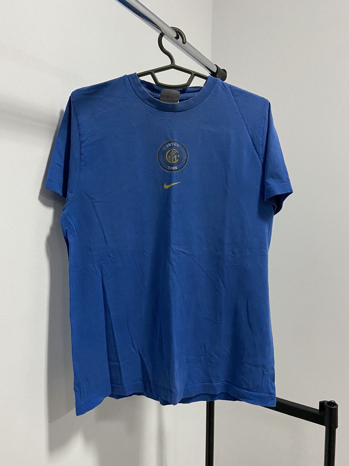 Nike × Vintage Nike internazionale t shirt center logo swoosh football tee Size US S / EU 44-46 / 1 - 1 Thumbnail