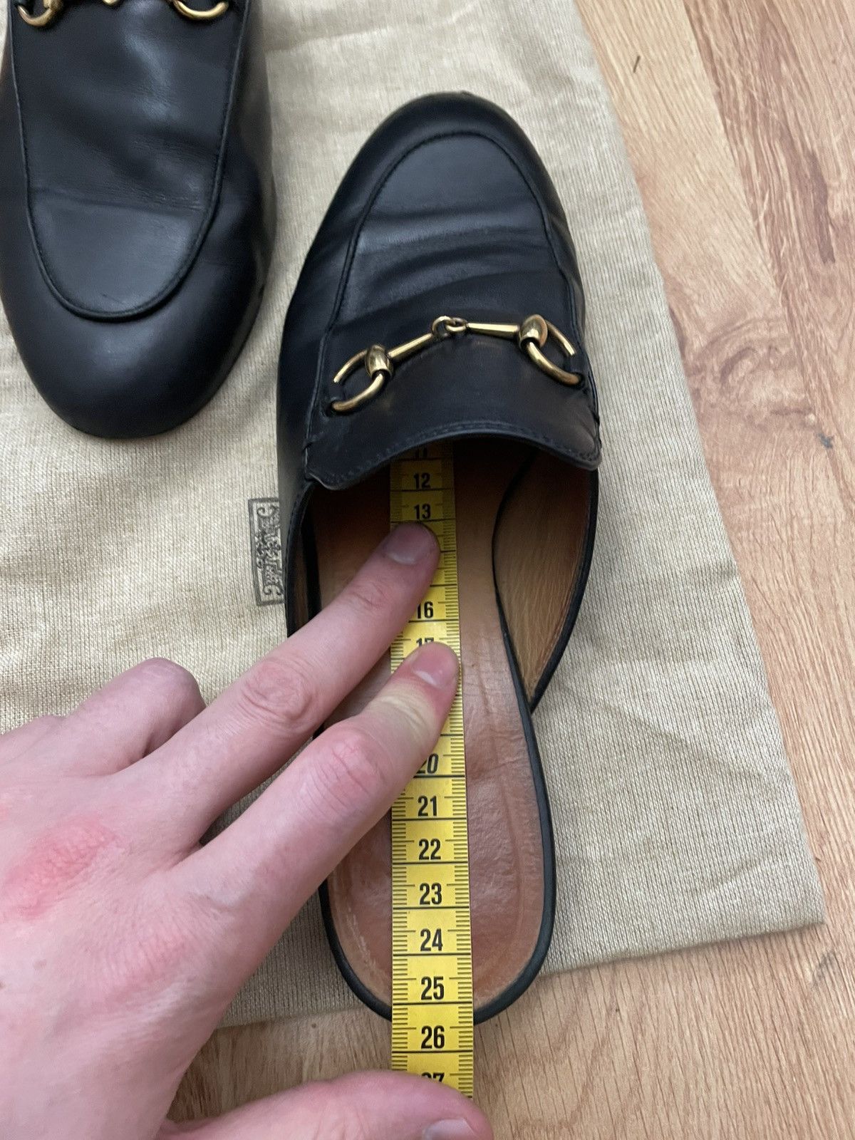 Gucci Gucci horsebite slides Size US 8.5 / IT 38.5 - 16 Thumbnail