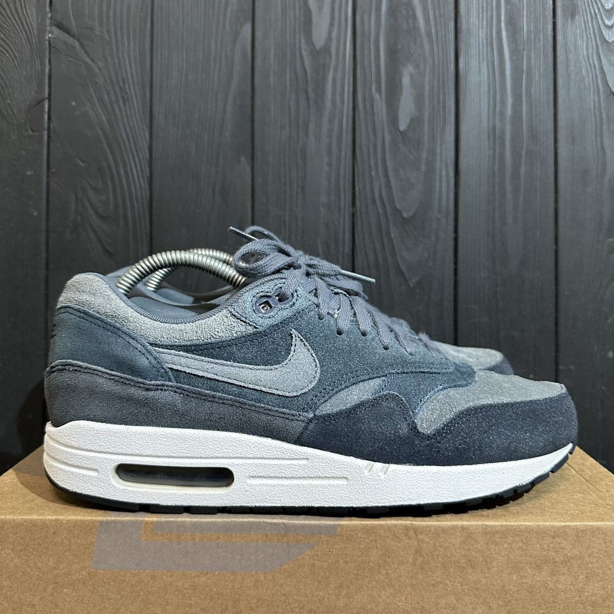 Nike NIKE AIR MAX Armory State Men’s Suede Sneakers Size 41EU 8US Size US 8 / EU 41 - 1 Thumbnail