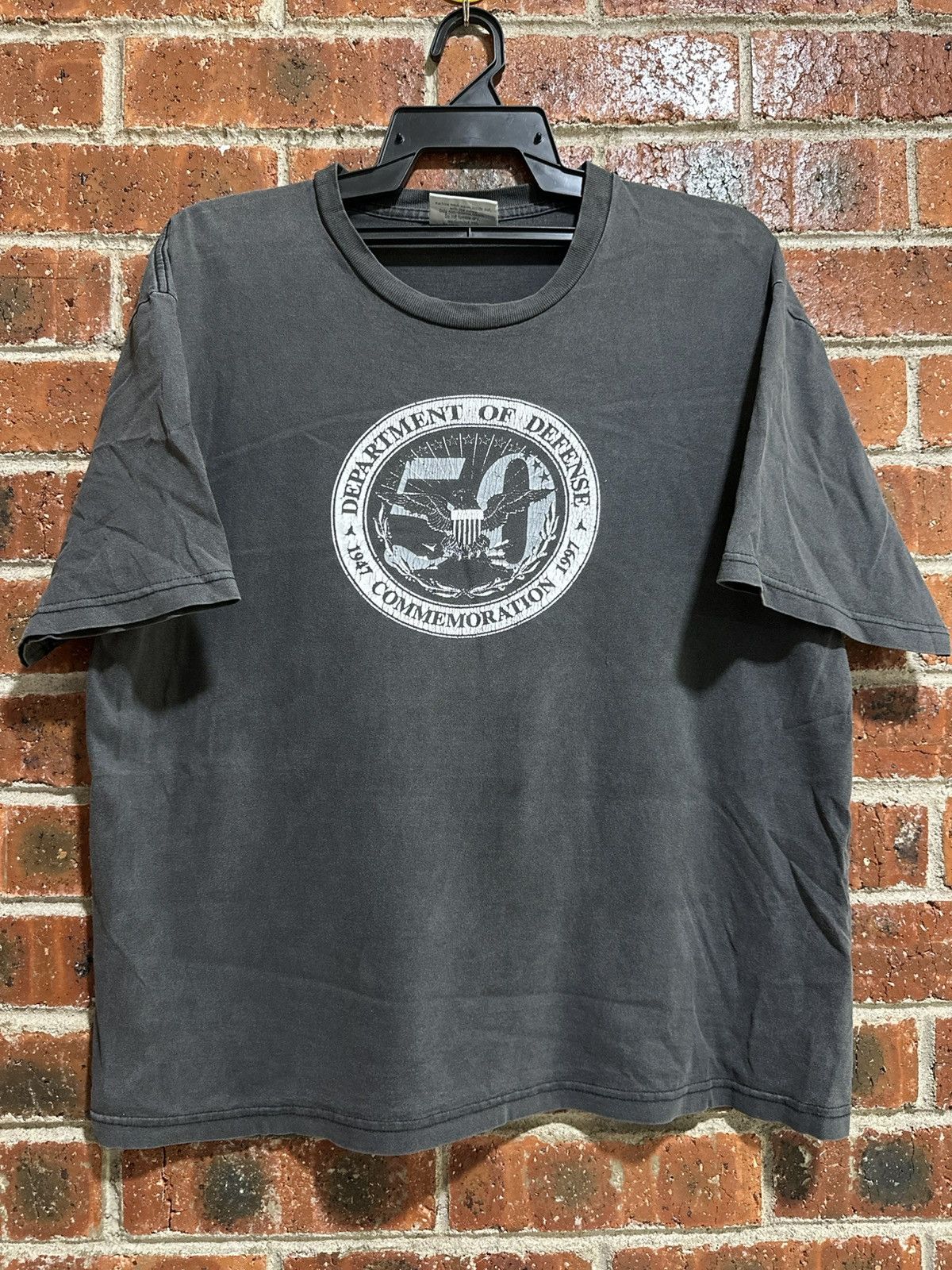 Sears Thrashed Vintage Deparment Of Defense Sun Faded Tee Size US L / EU 52-54 / 3 - 1 Thumbnail