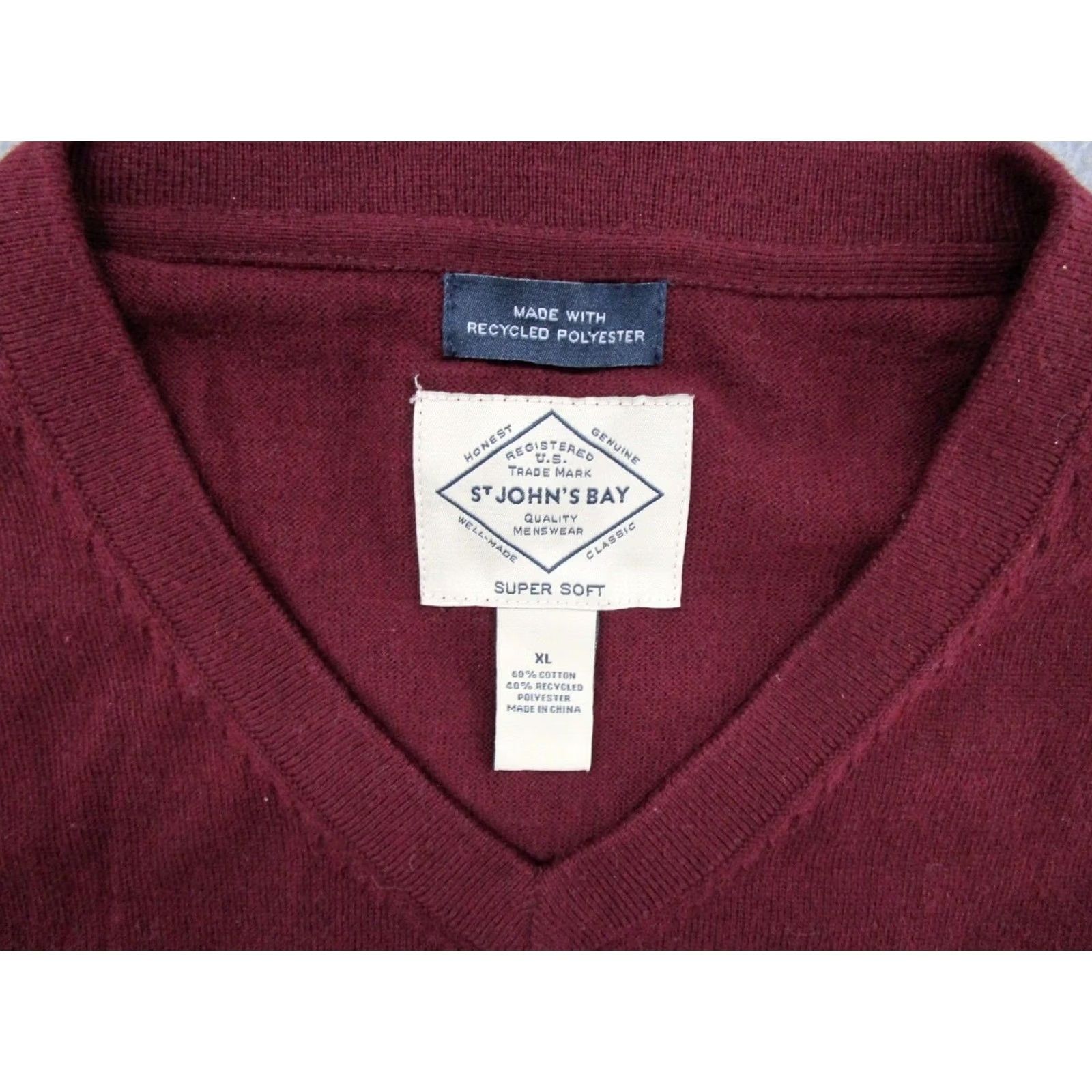 Vintage VINTAGE St. John's Bay Men’s Sweater Vest XL Maroon Knit Vest, Argyle, Polyester, Golf, Casual, Business, Travel, Classic Mens Size US XL / EU 56 / 4 - 2 Thumbnail