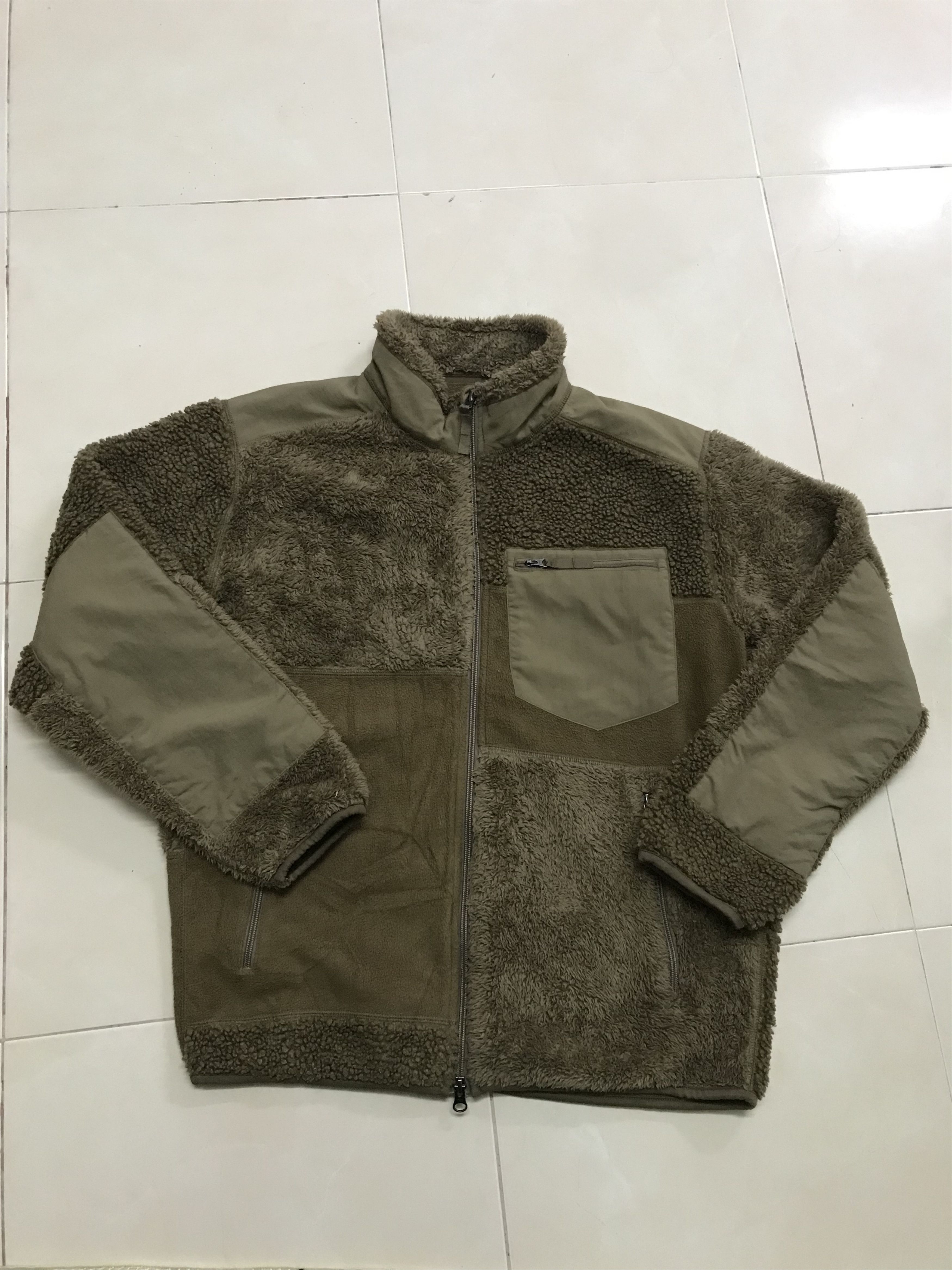 Engineered Garments × Uniqlo SWEATER FLEECE UNIQLO x ENGINEERED GARMENTS Size US M / EU 48-50 / 2 - 1 Thumbnail