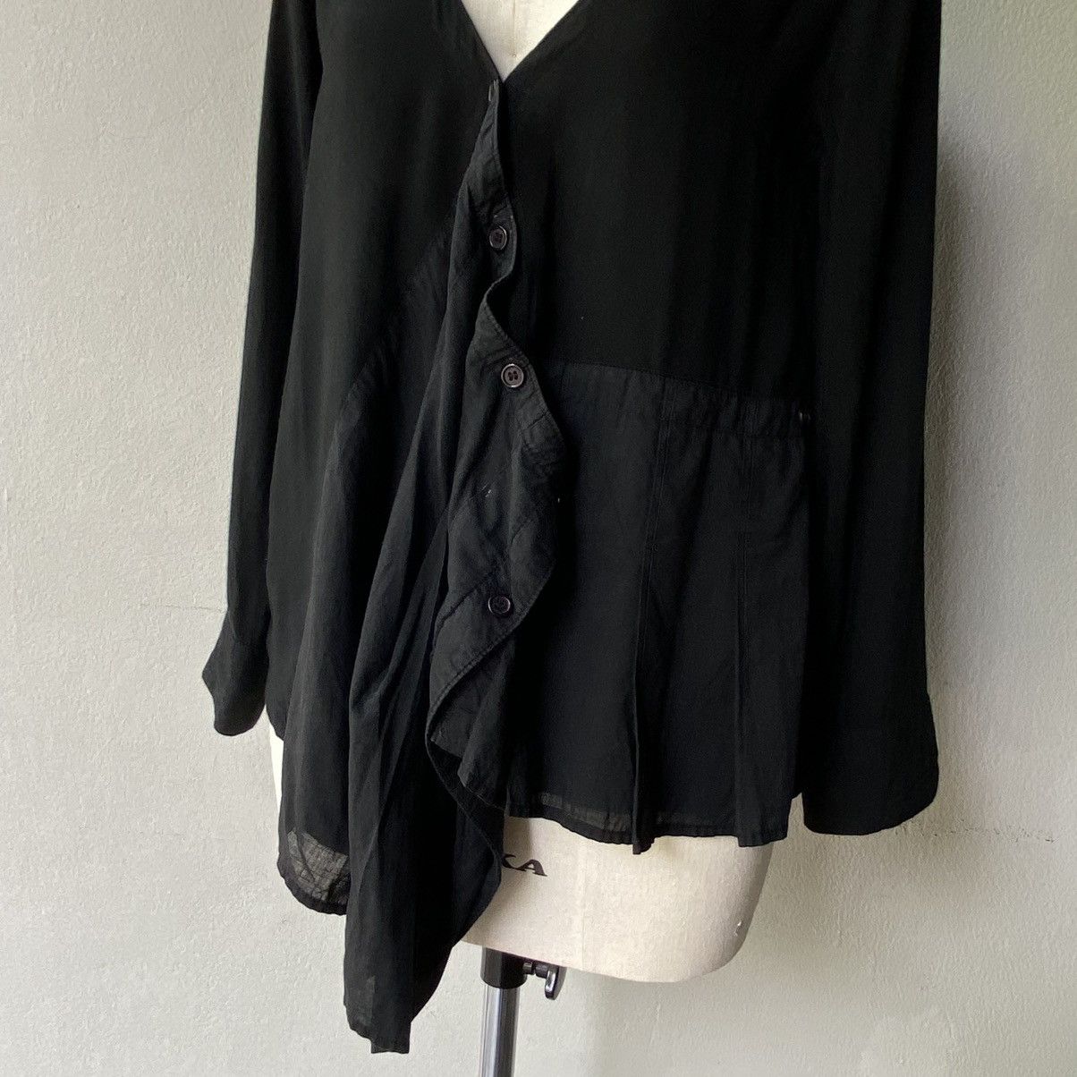 Designer × Japanese Brand SEDMIKRASKY Black Draped Asymmetric Blouse Size L / US 10 / IT 46 - 17 Thumbnail